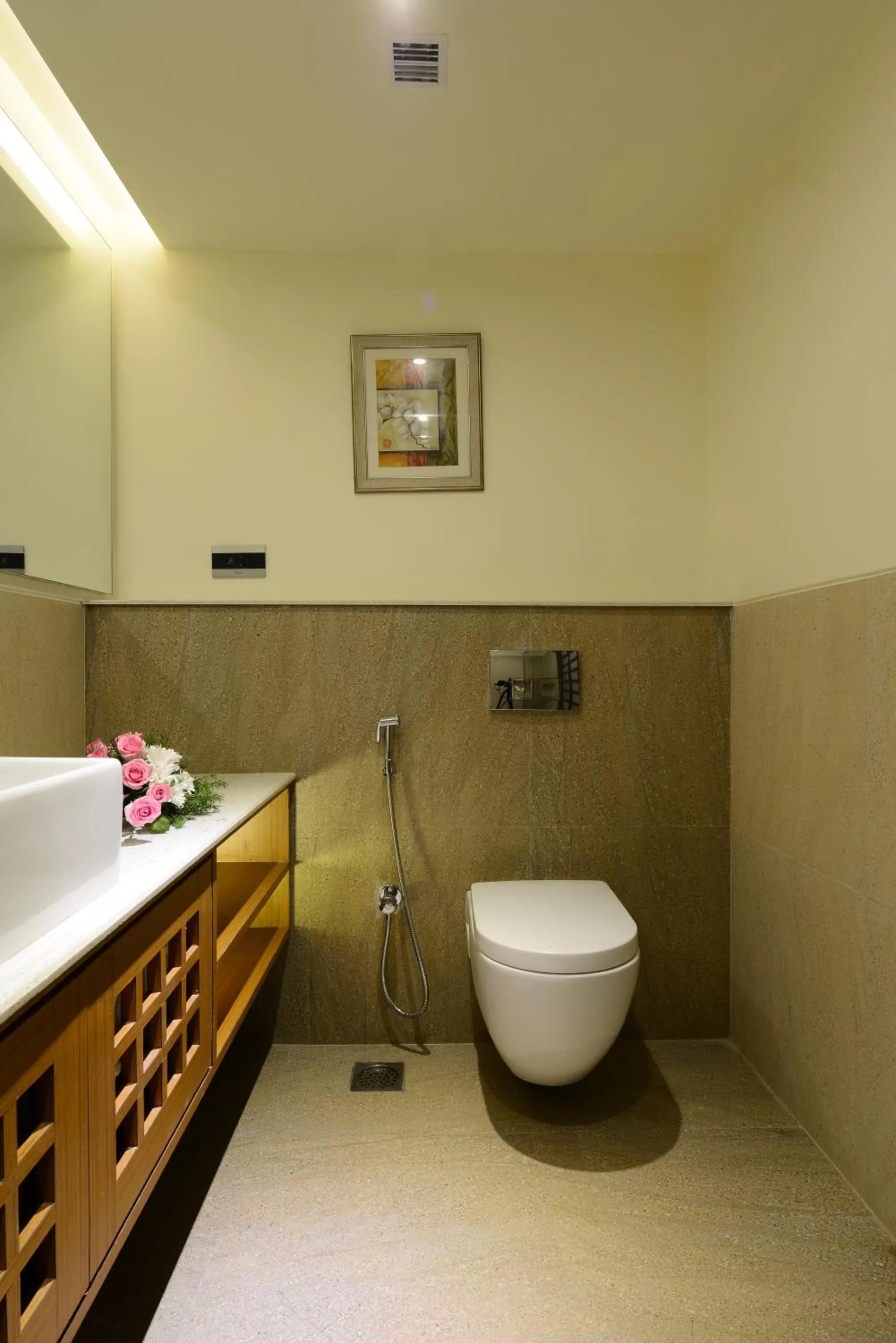 Bathroom in Taj Mahal Hotel