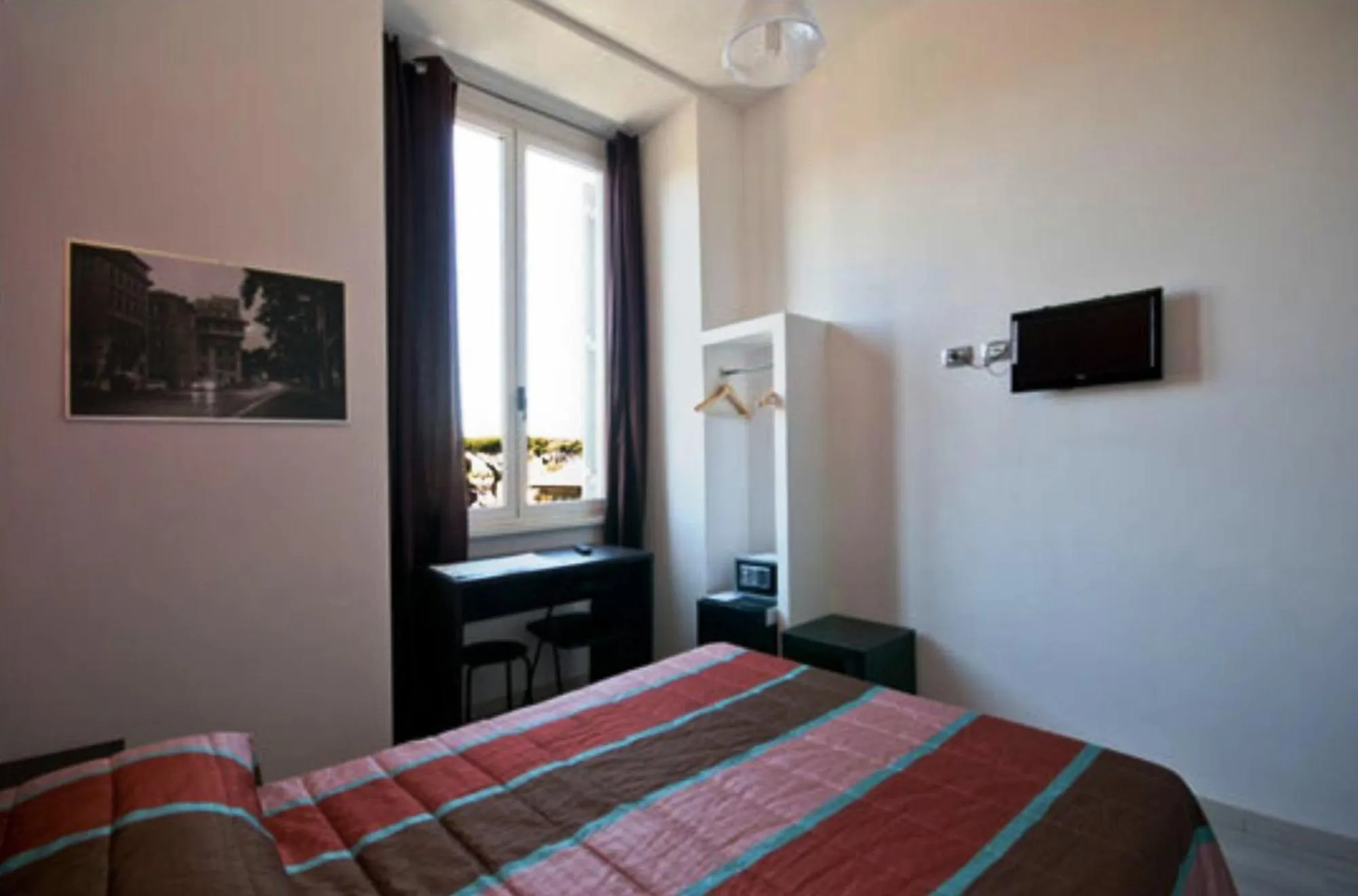 Day, Bed in MF Hotel