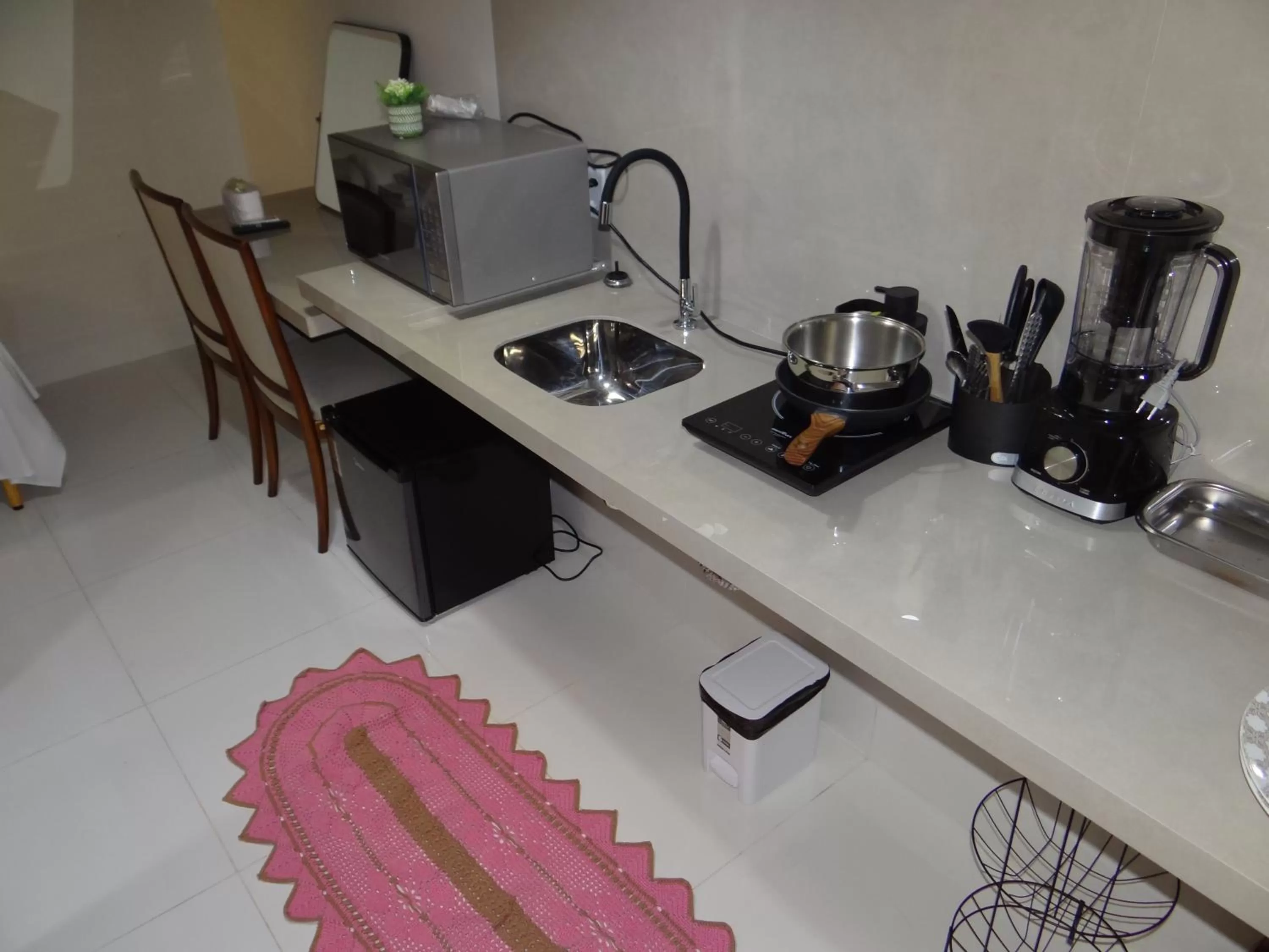 Kitchen/Kitchenette in ZANI APART HOTEL 520i