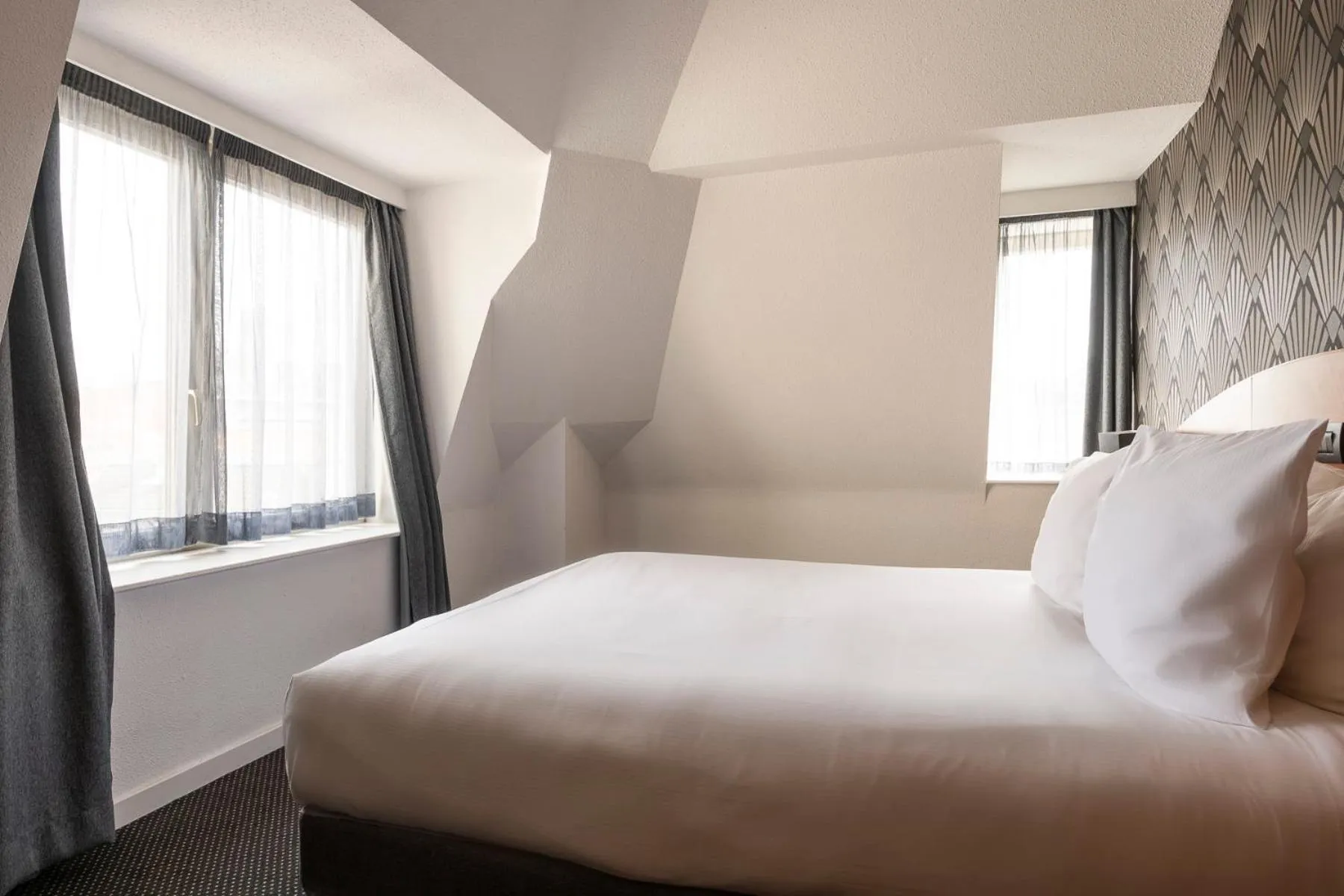 Photo of the whole room, Bed in Aris Grand Place Hotel