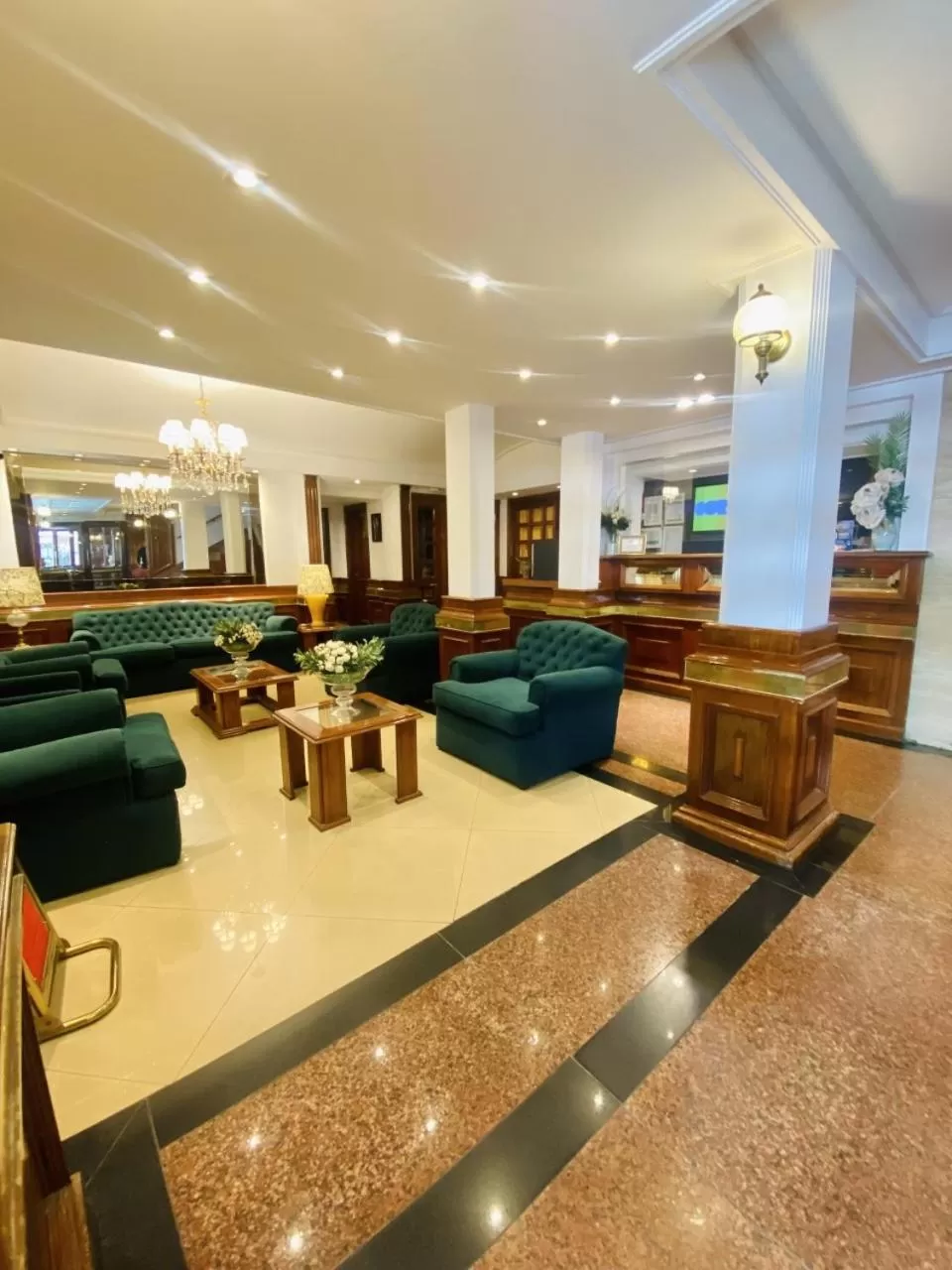 Lobby/Reception in HOTEL CASTELAR CORDOBA