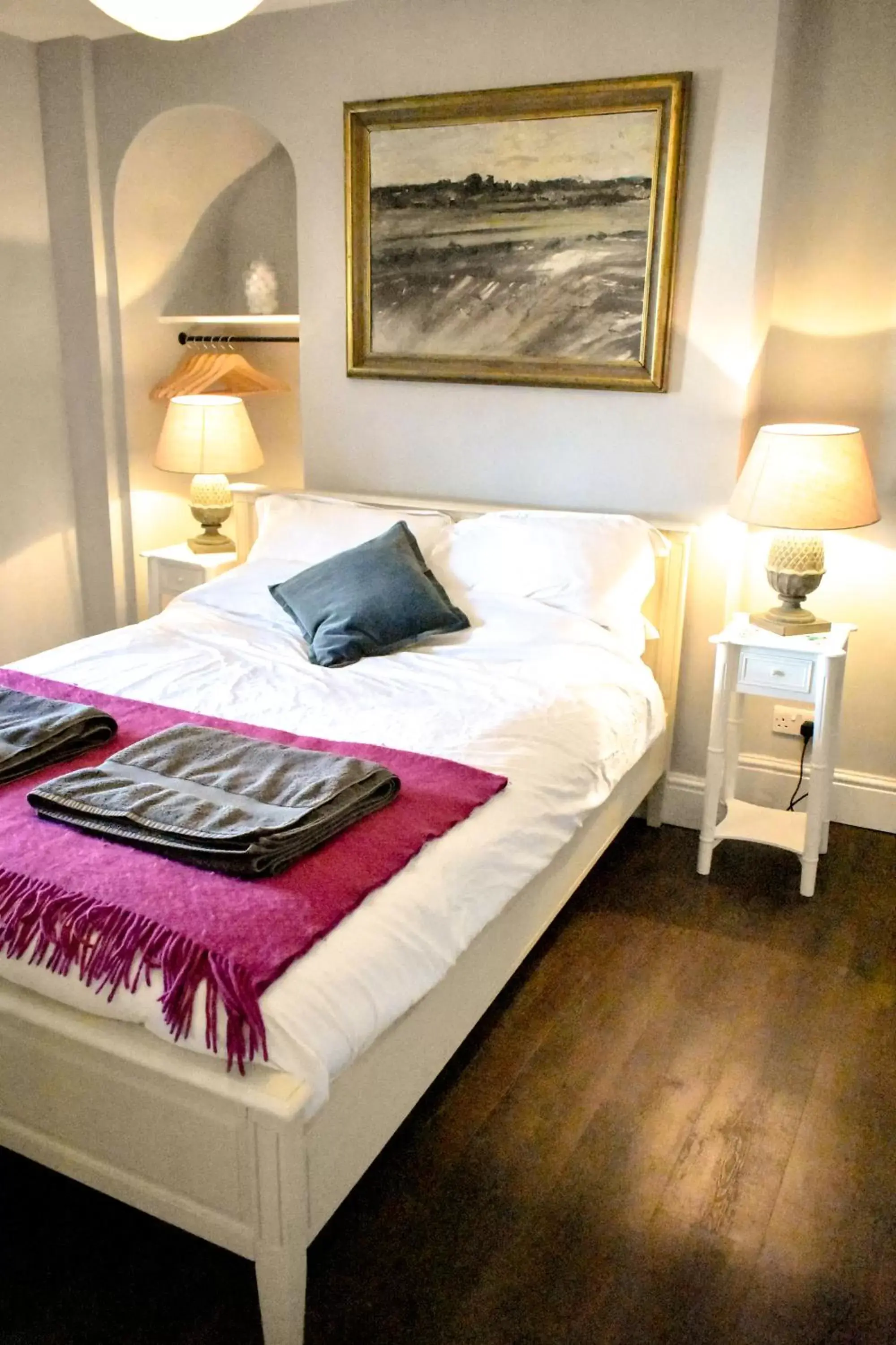 King Room in The Dark Horse Pub King Room in The Dark Horse Pub