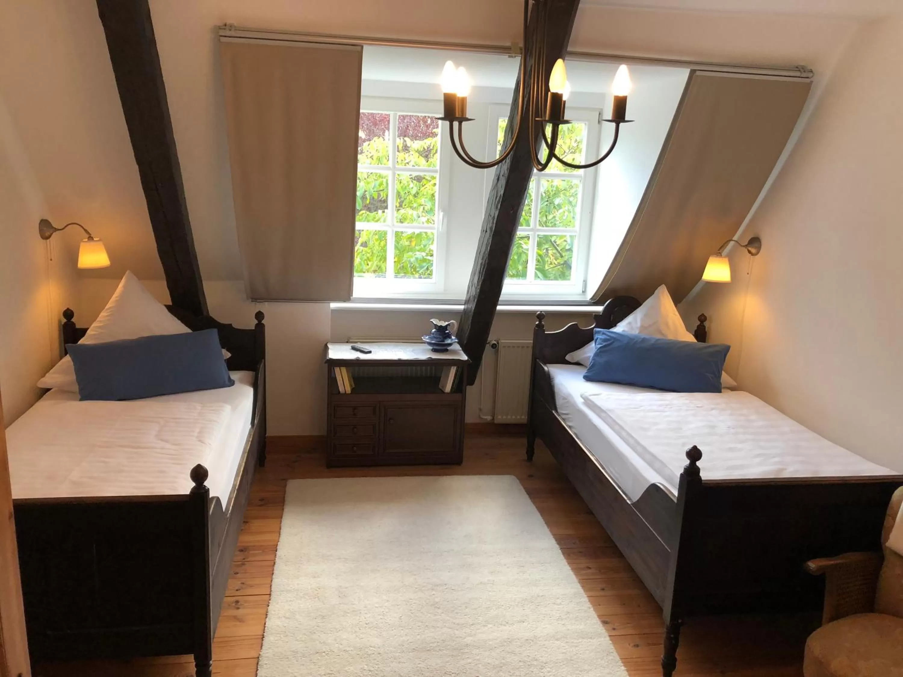 Photo of the whole room, Bed in Altes Pastorat Langenhorn