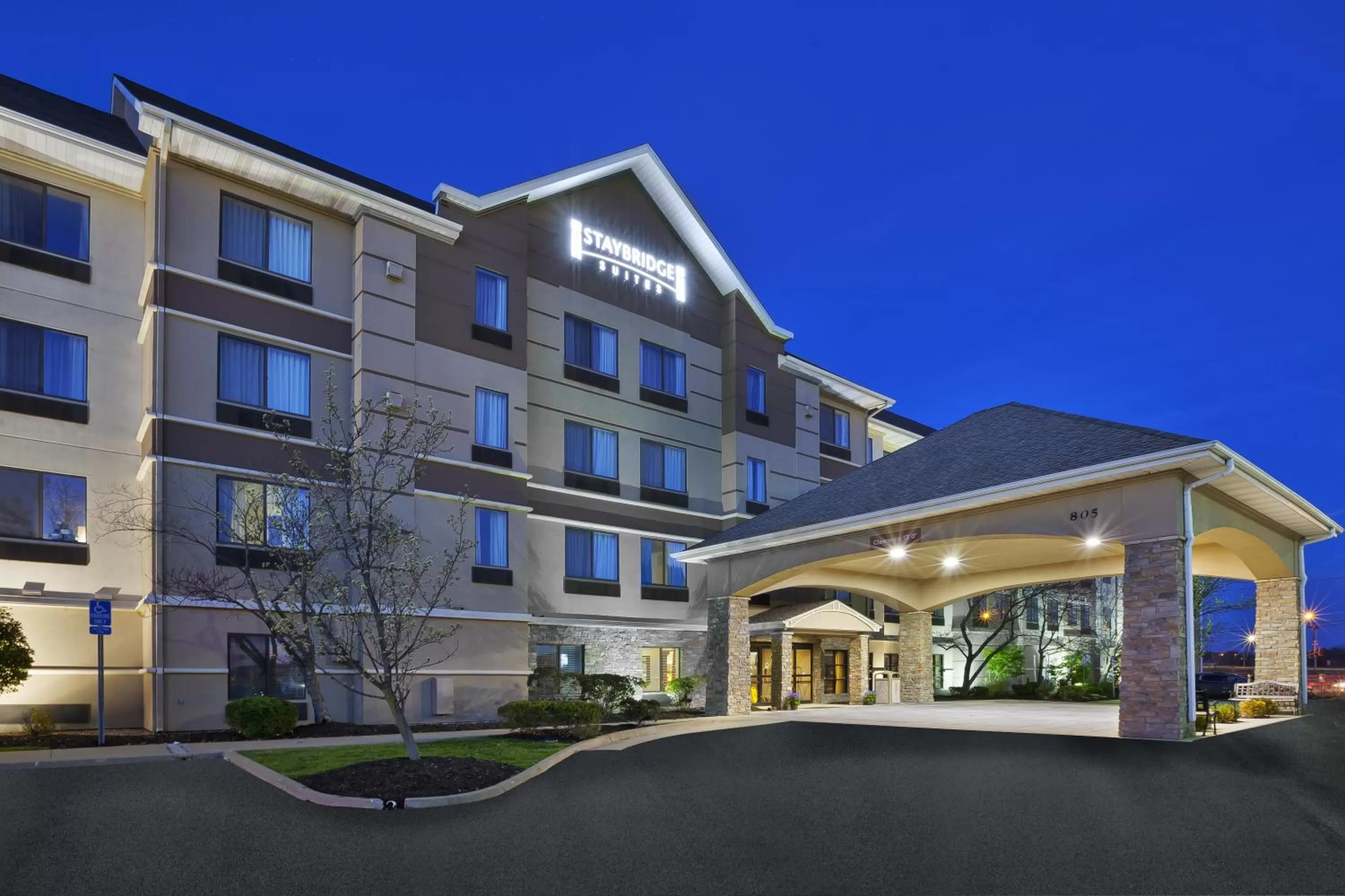 Staybridge Suites Columbia-Highway 63 & I-70 by IHG