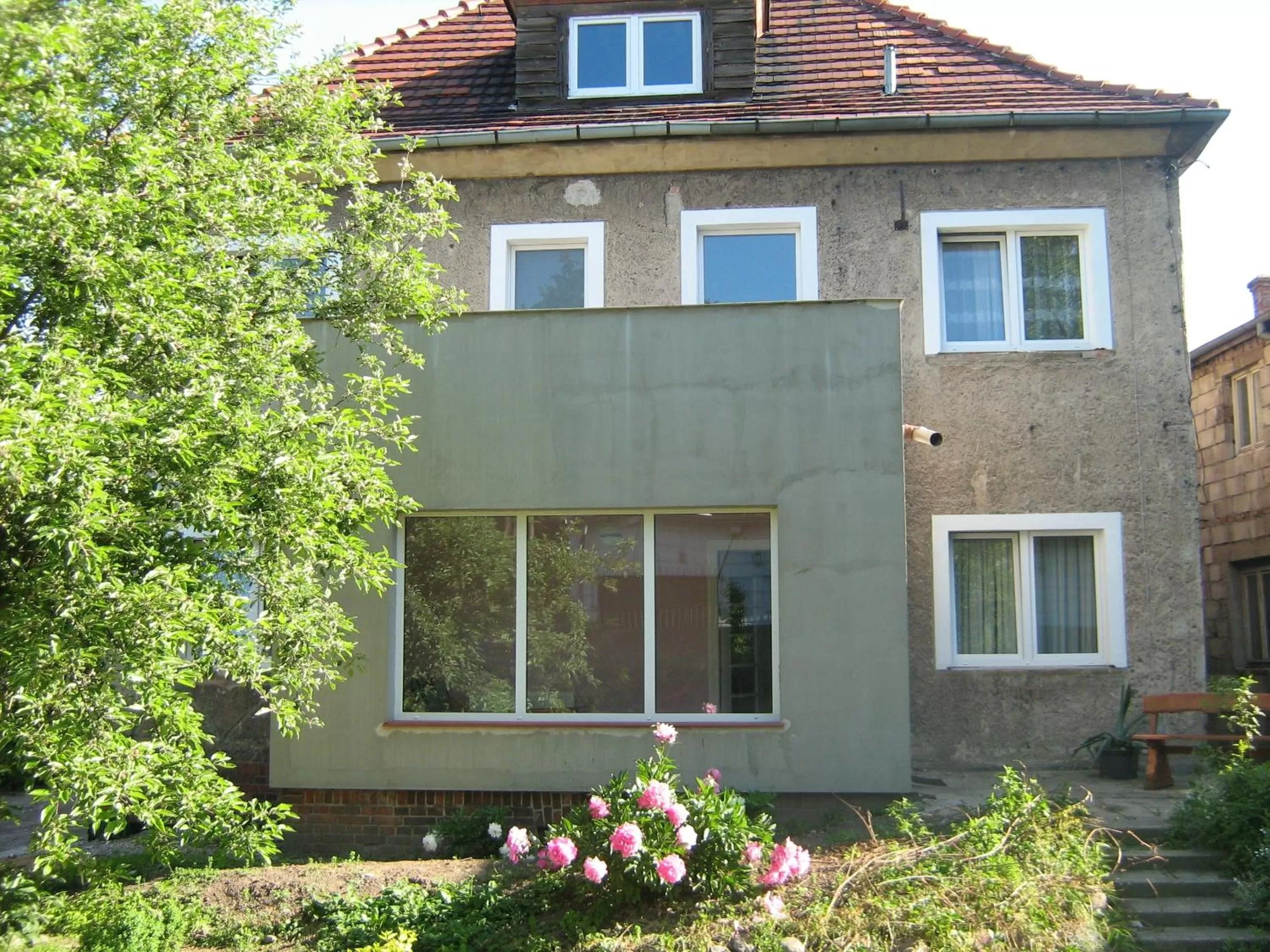 Facade/entrance in Villa Centrum