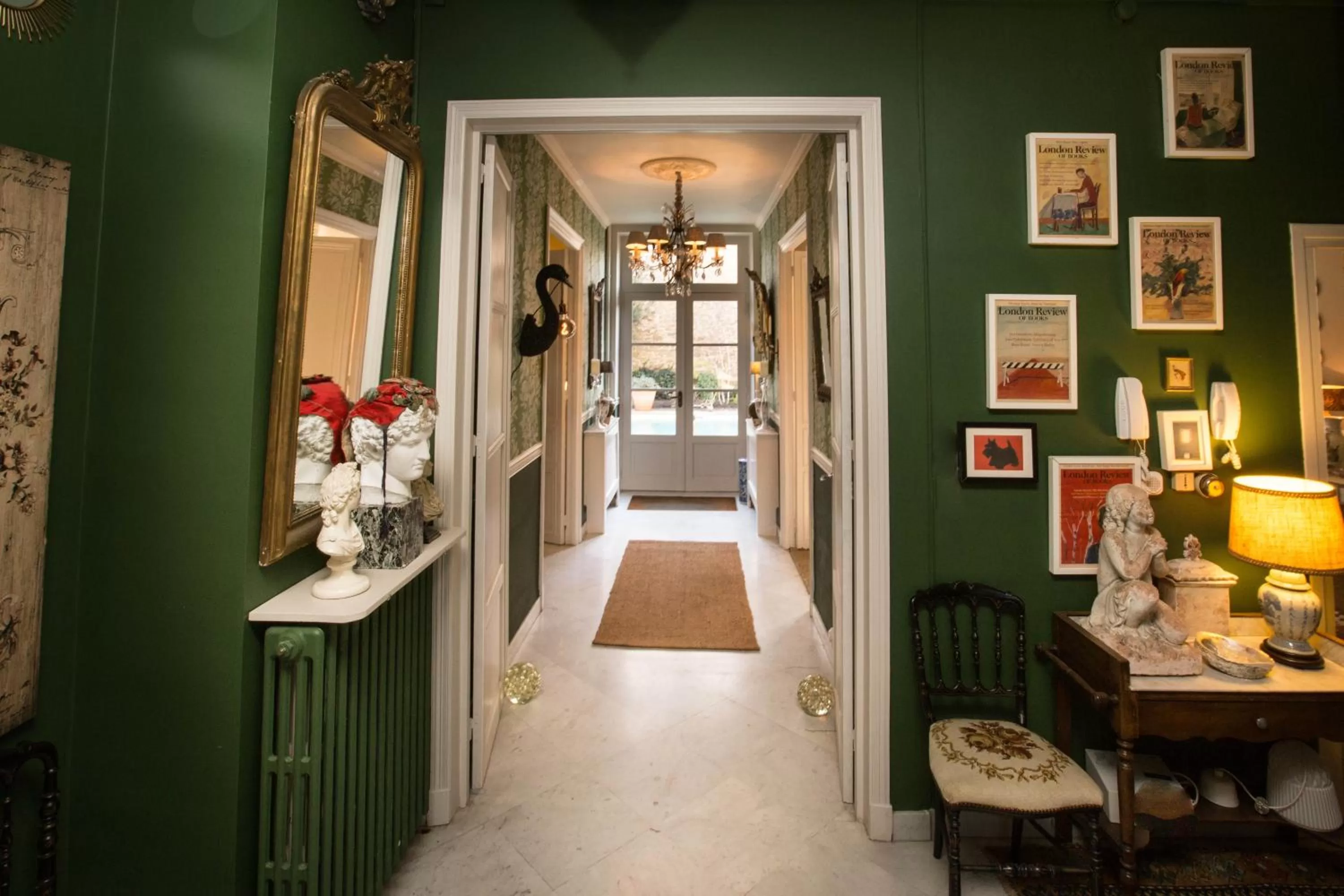 Facade/entrance, Bed in Carcassonne Bed and Breakfast du Palais