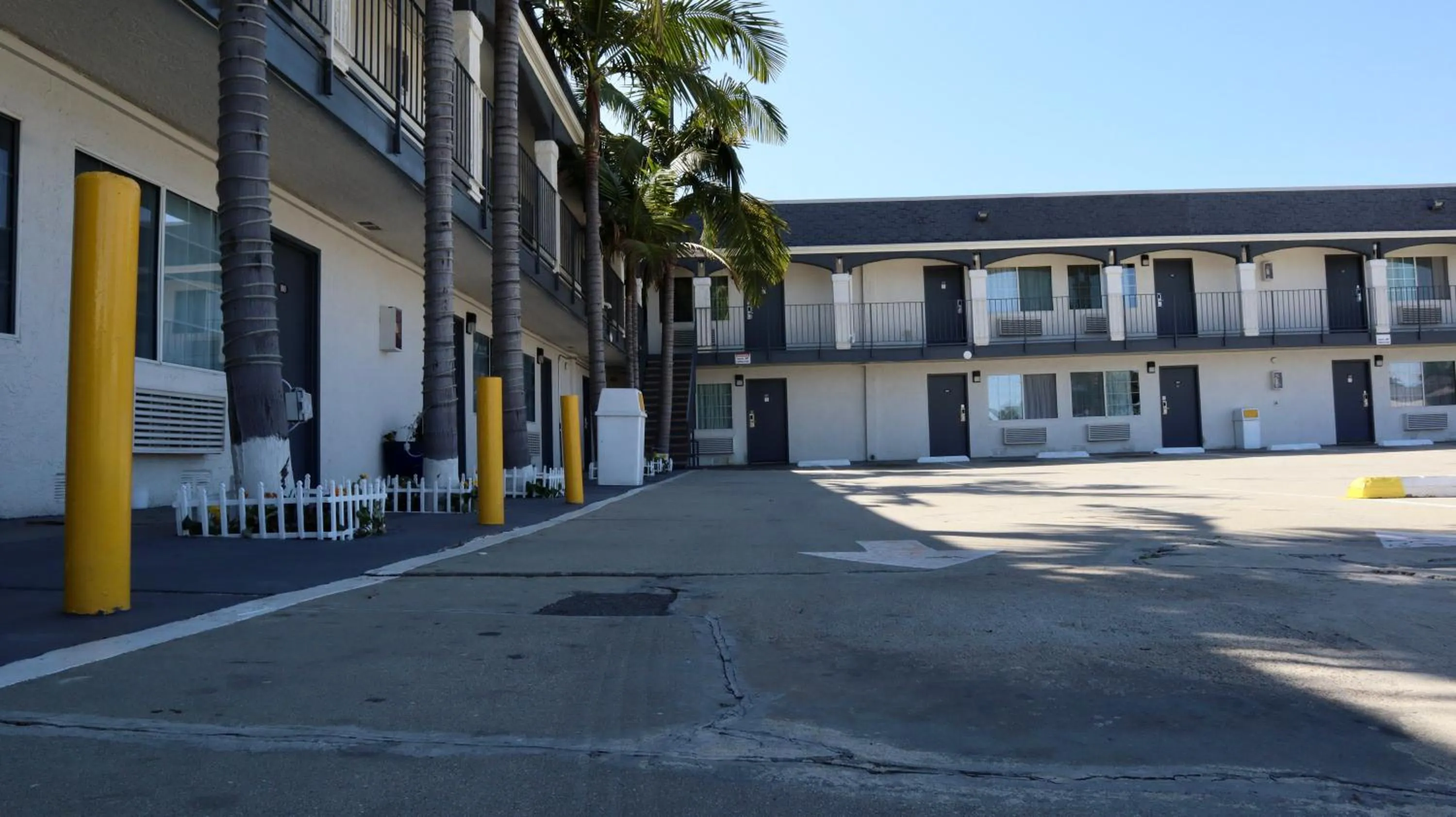 Property building in Value Inn Bellflower