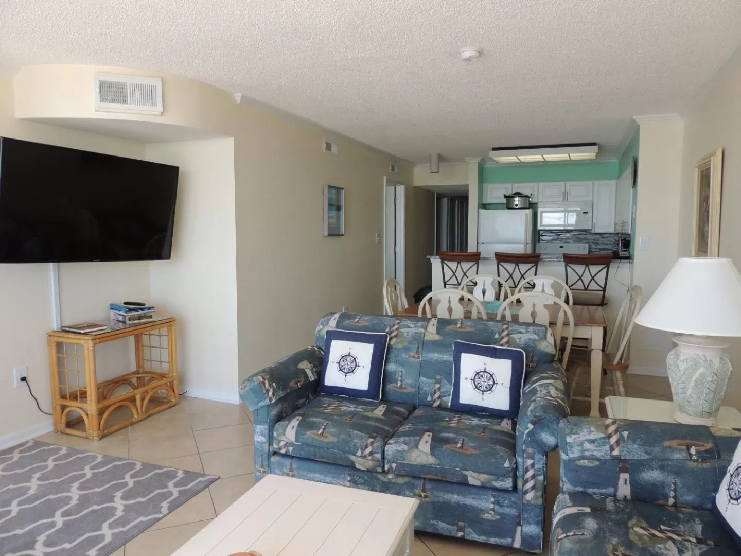 Living room, Seating Area in Beach Vacation Condos South