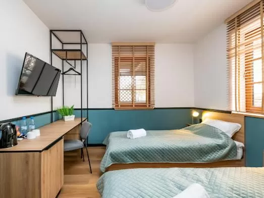 Standard Twin Room in Noclegi Żelazna 51