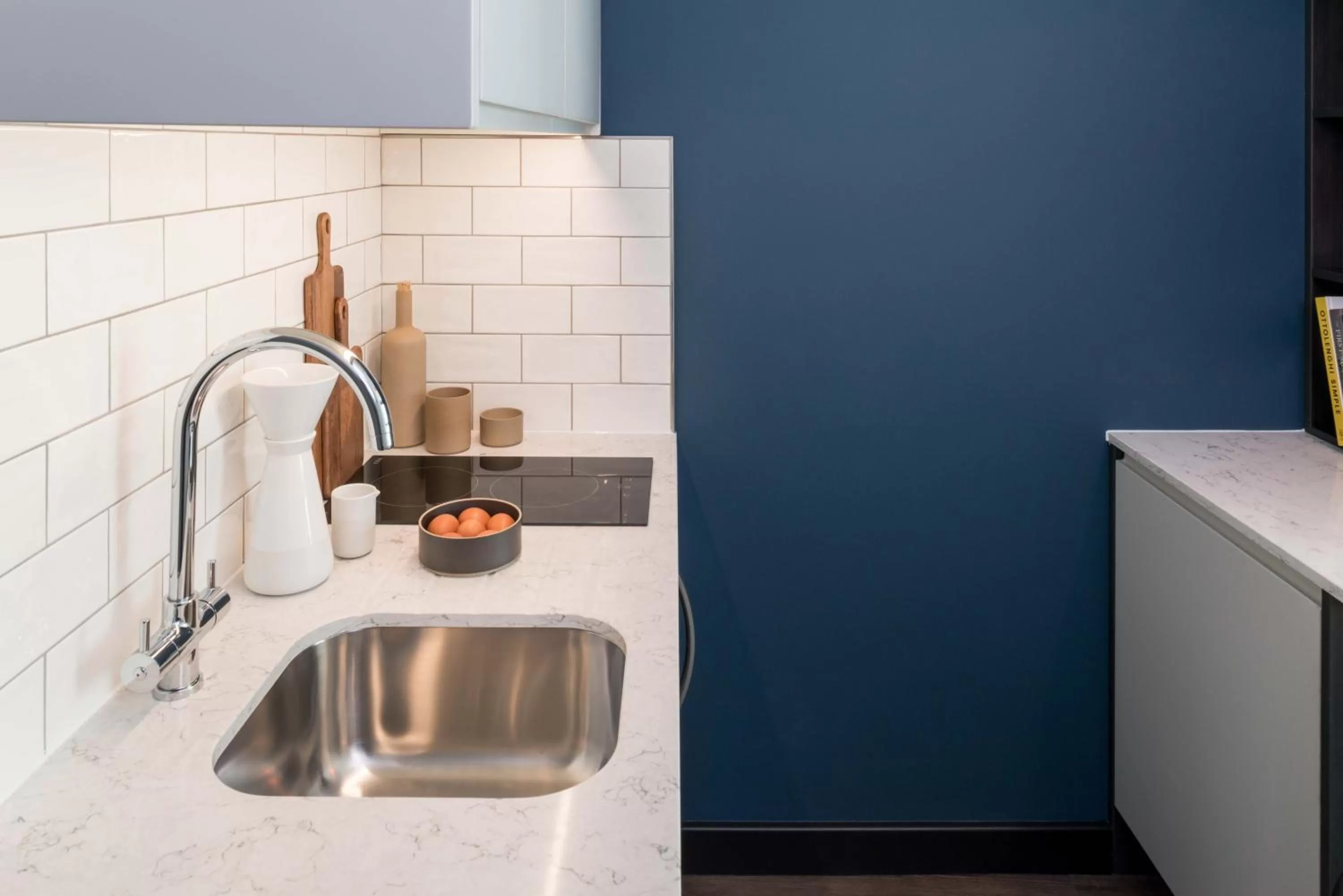 Kitchen or kitchenette in ARK Canary Wharf