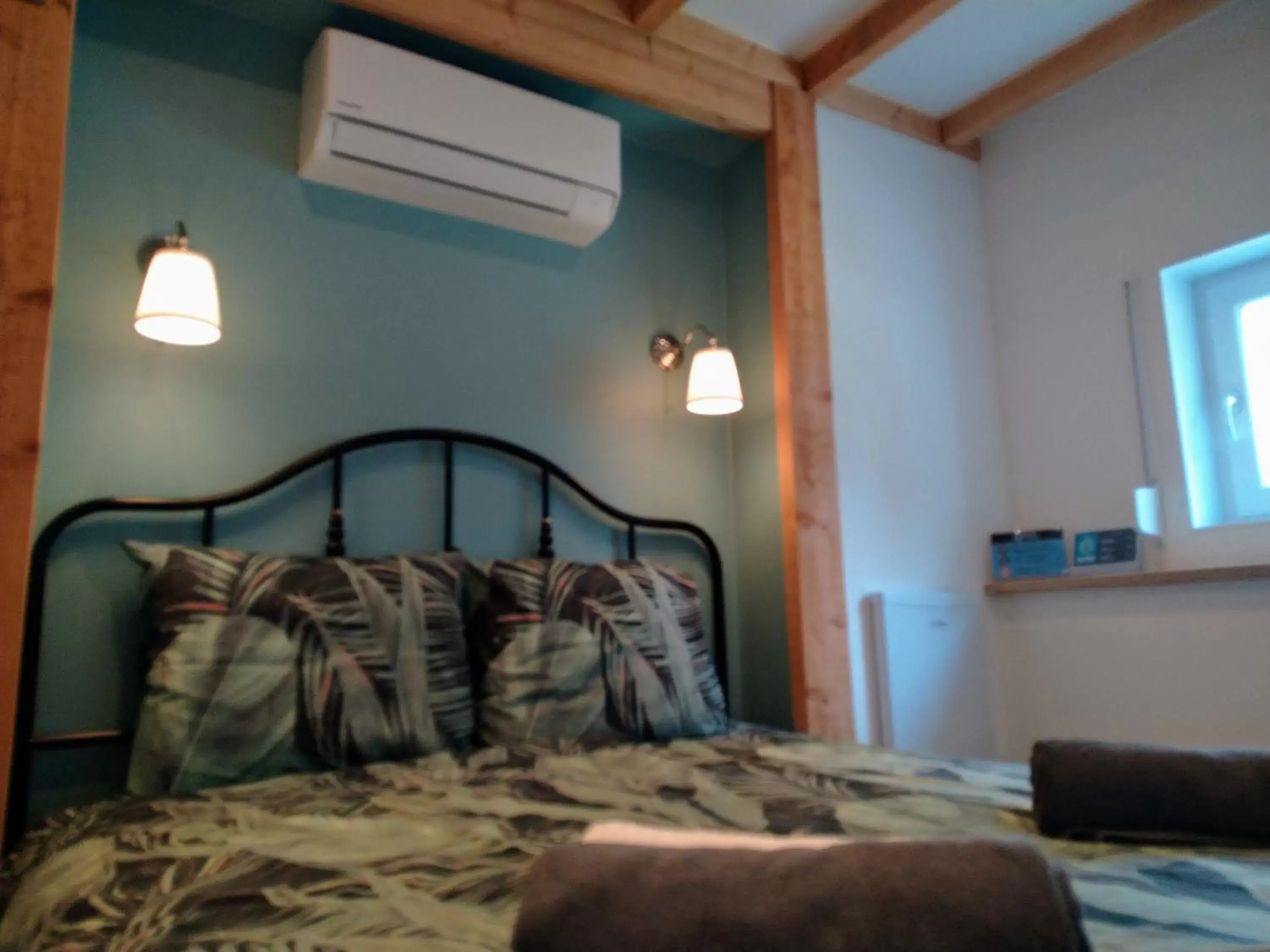 Double Room with Private Bathroom in B&B Katoo Double Room with Private Bathroom in B&B Katoo