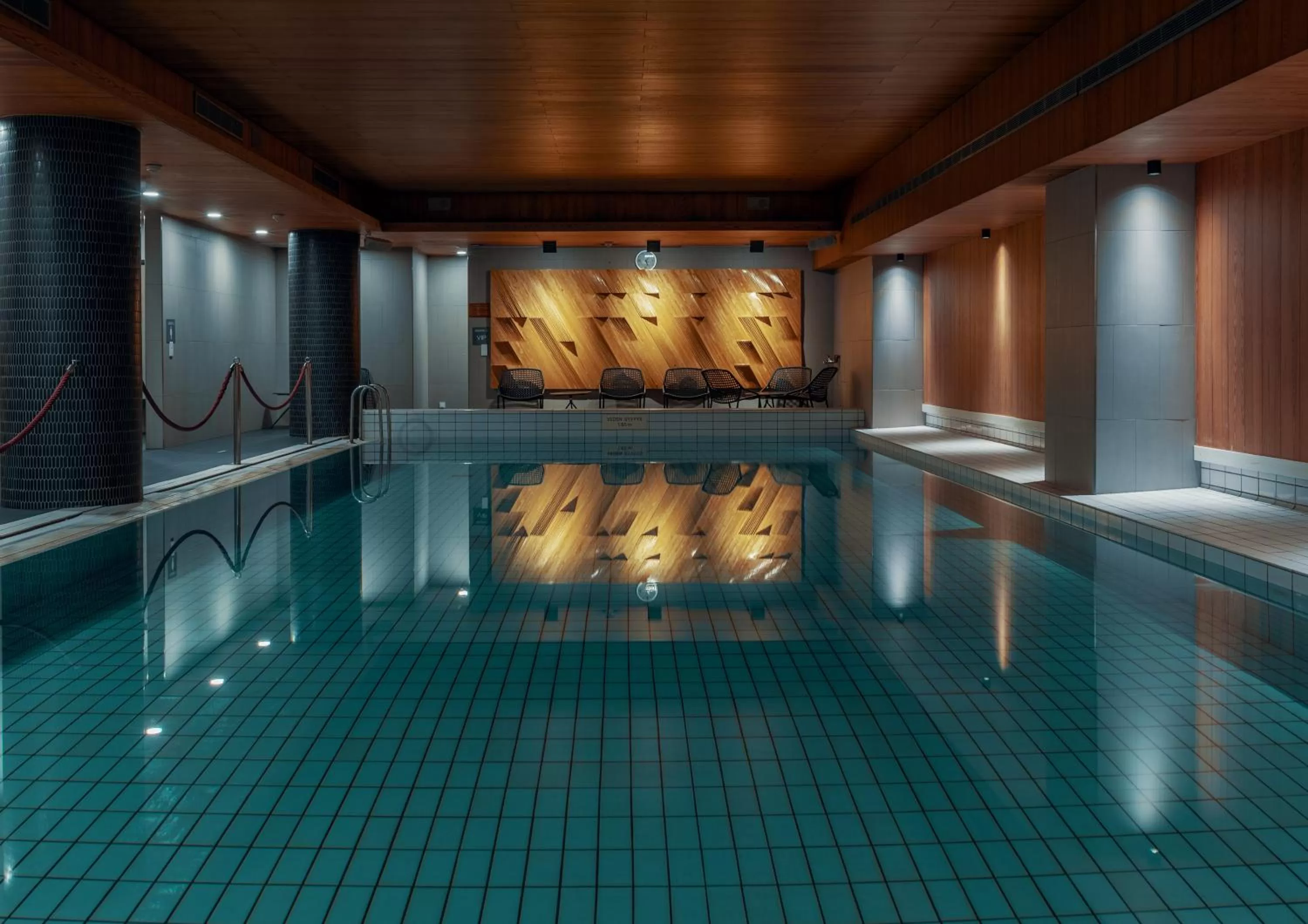 Swimming pool in Original Sokos Hotel Presidentti Helsinki
