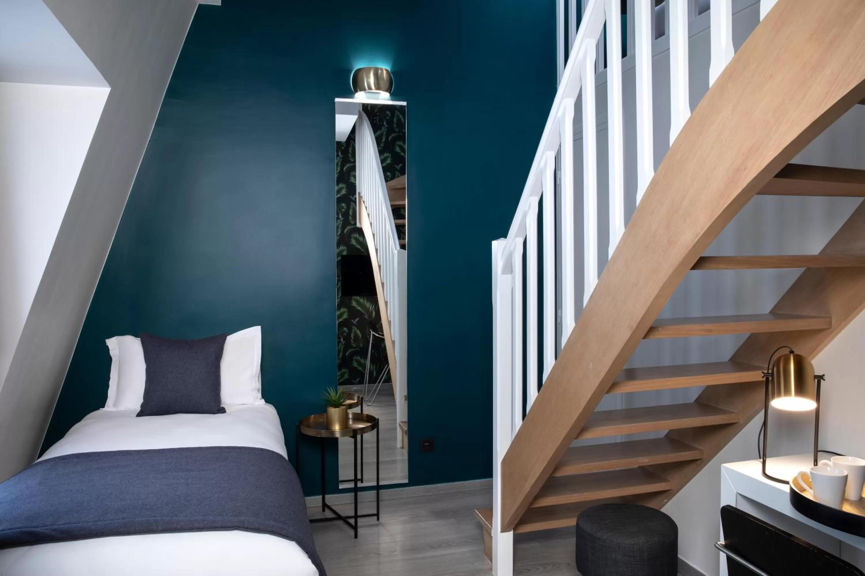 bunk bed, Bed in Hôtel Brady