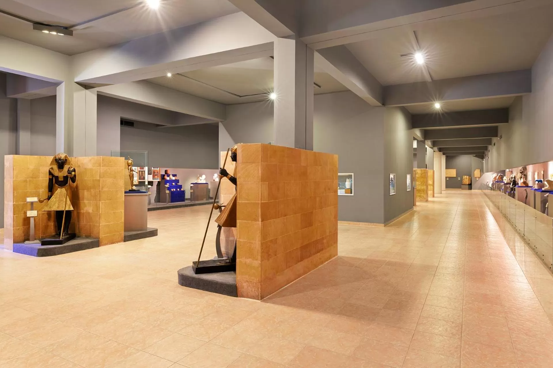 Entertainment in Pickalbatros Alf Leila Wa Leila Resort - Neverland Hurghada