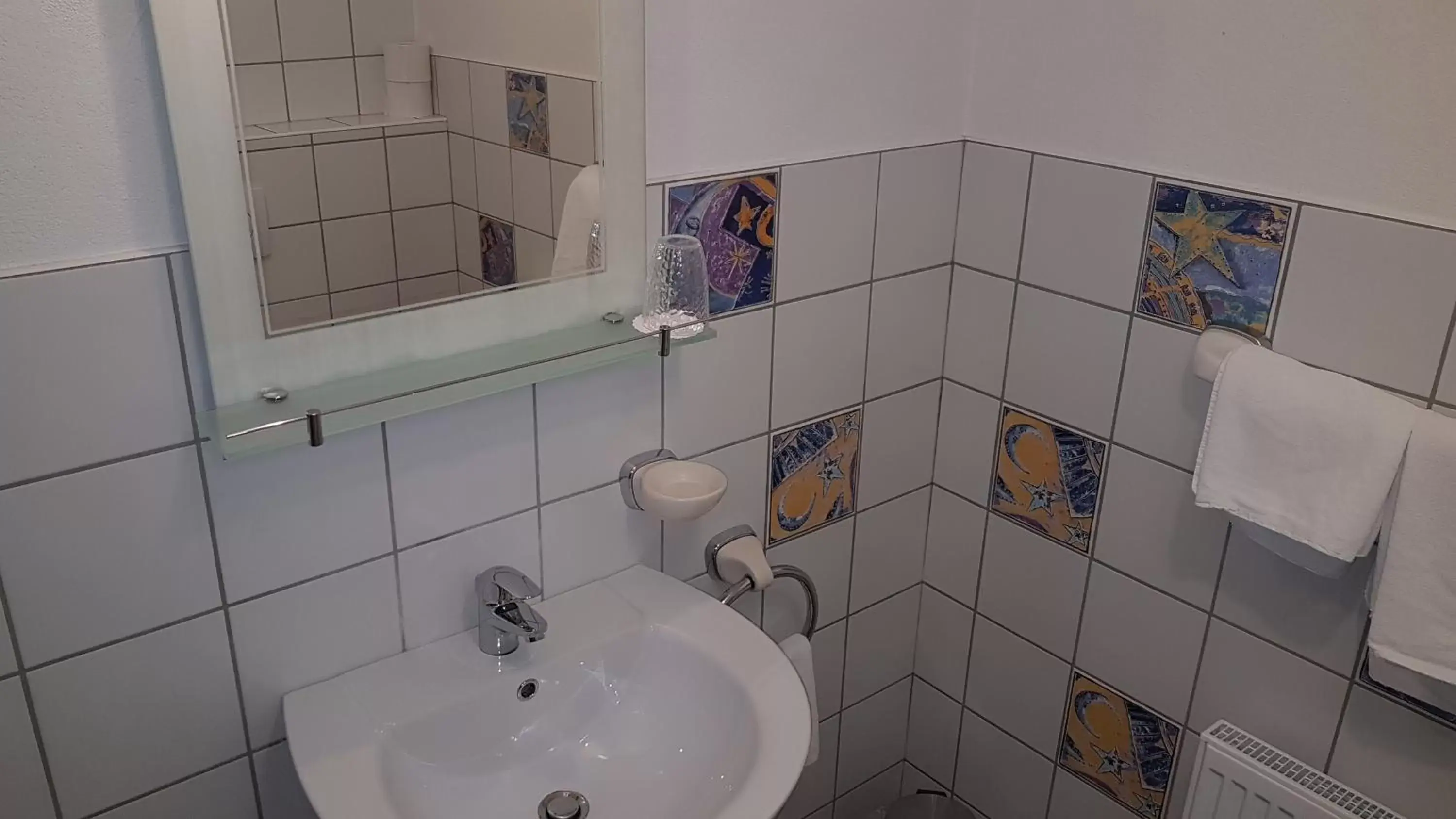 Standard Twin Room in Hotel Exquisite Standard Twin Room in Hotel Exquisite