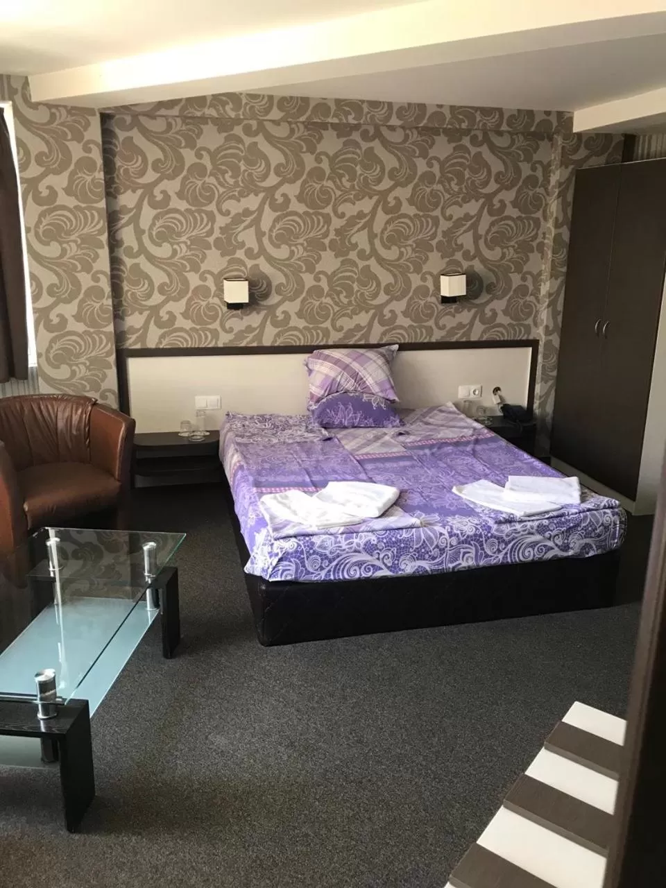 Photo of the whole room, Bed in Casa Blanca