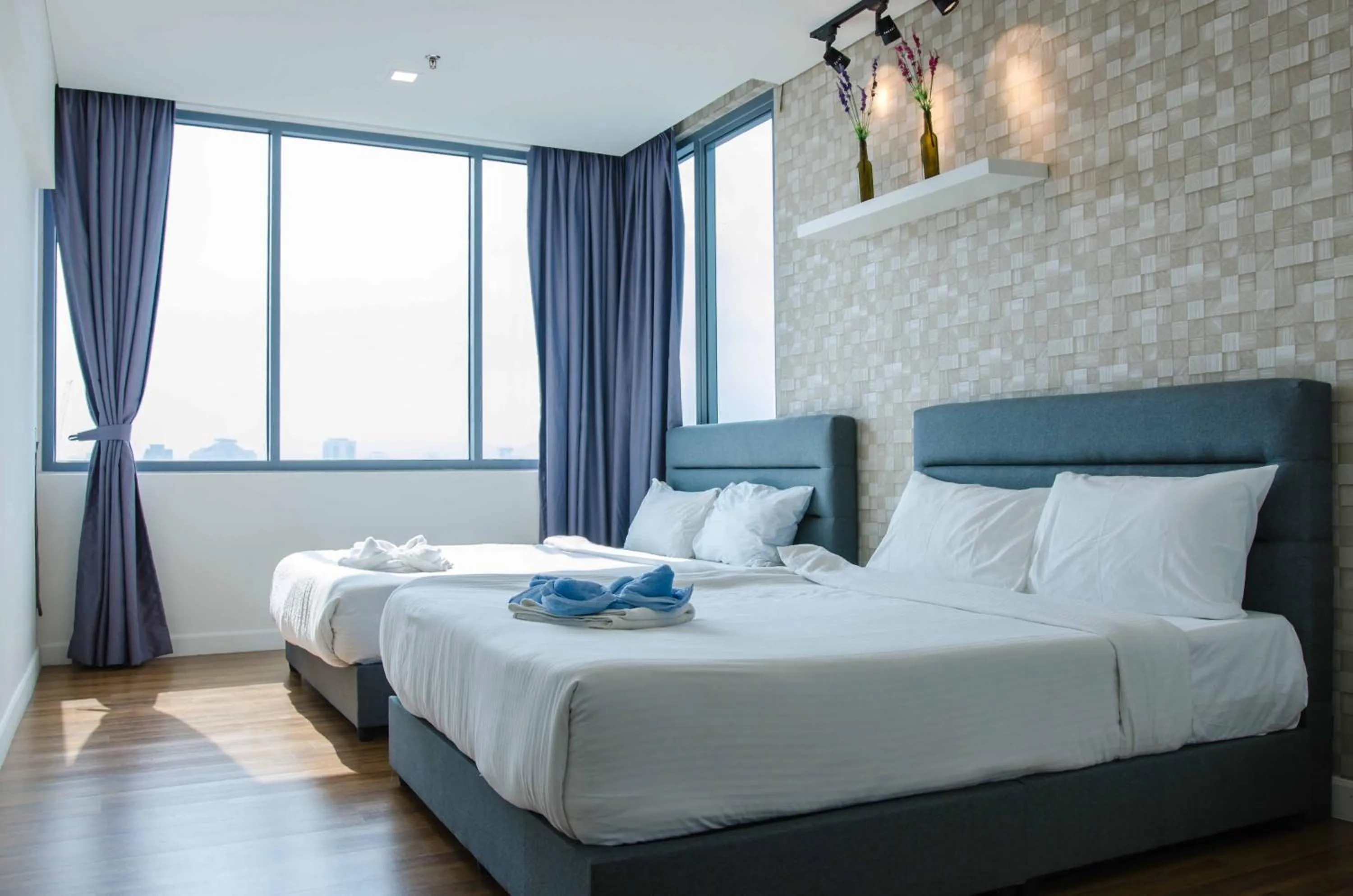 Bedroom, Bed in Mercu Summer Suite KLCC @ Penguin Homes