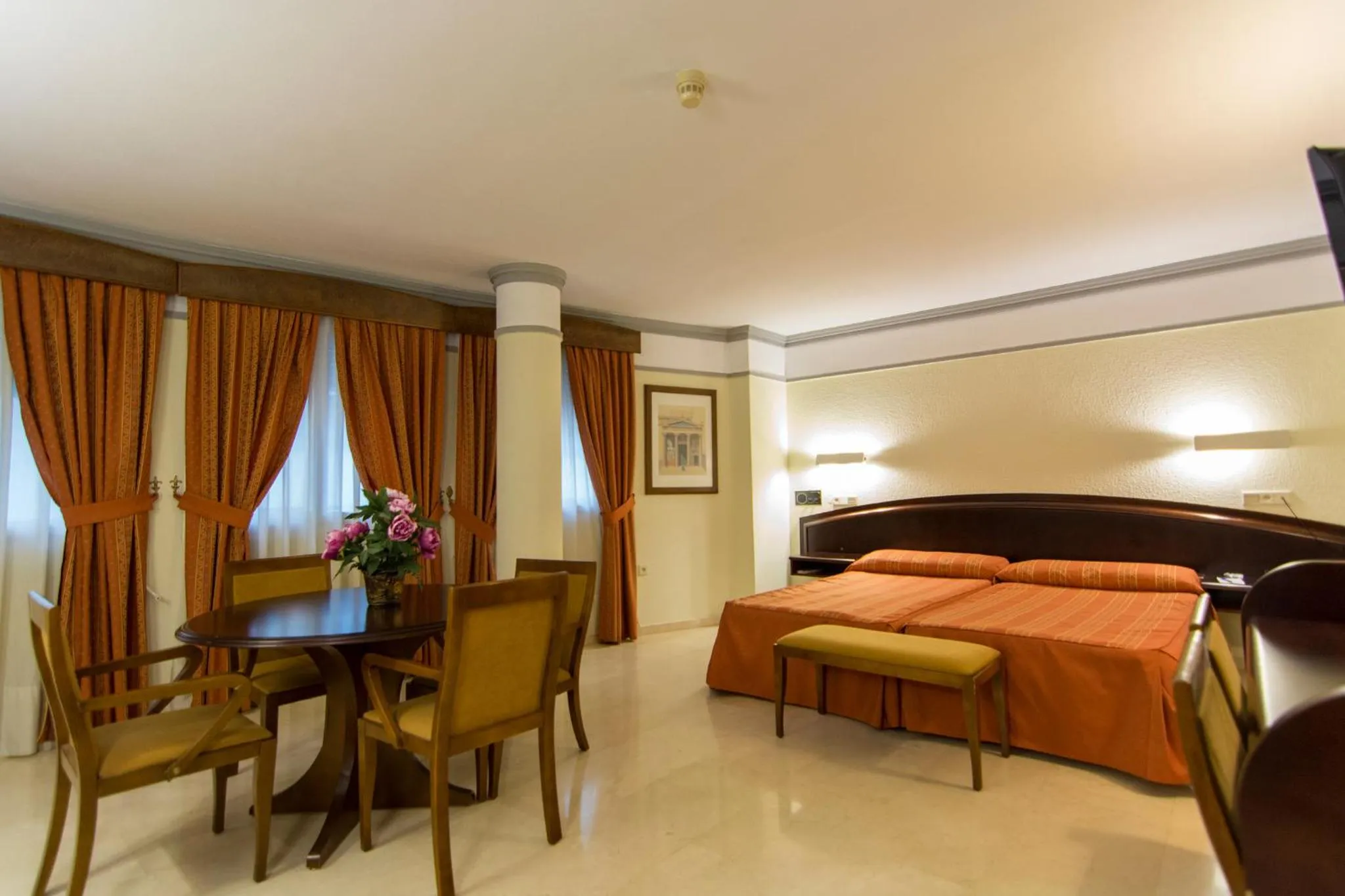 Bedroom, Bed in Hotel San Antonio