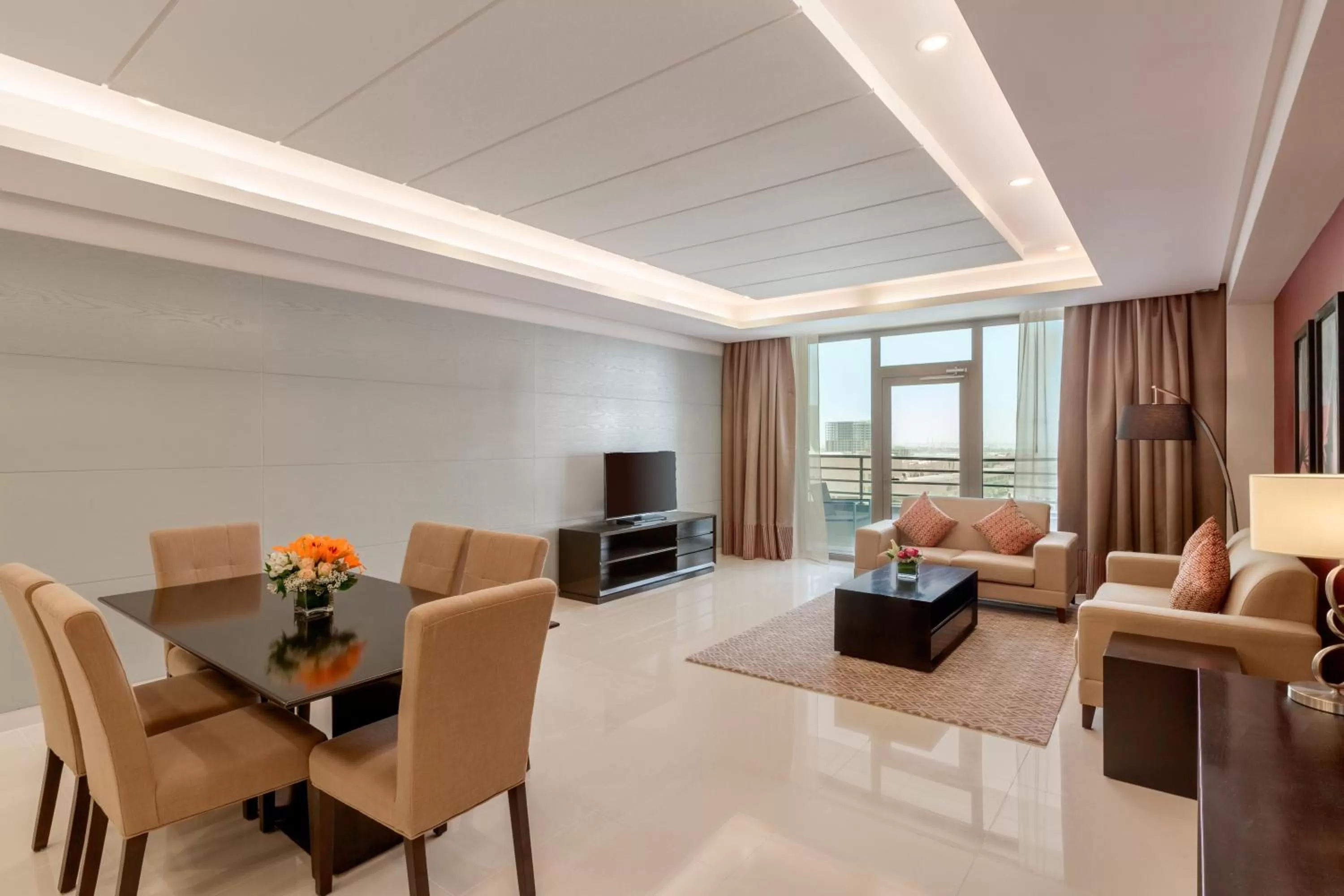 Seating area in Ramada Hotel and Suites Amwaj Islands