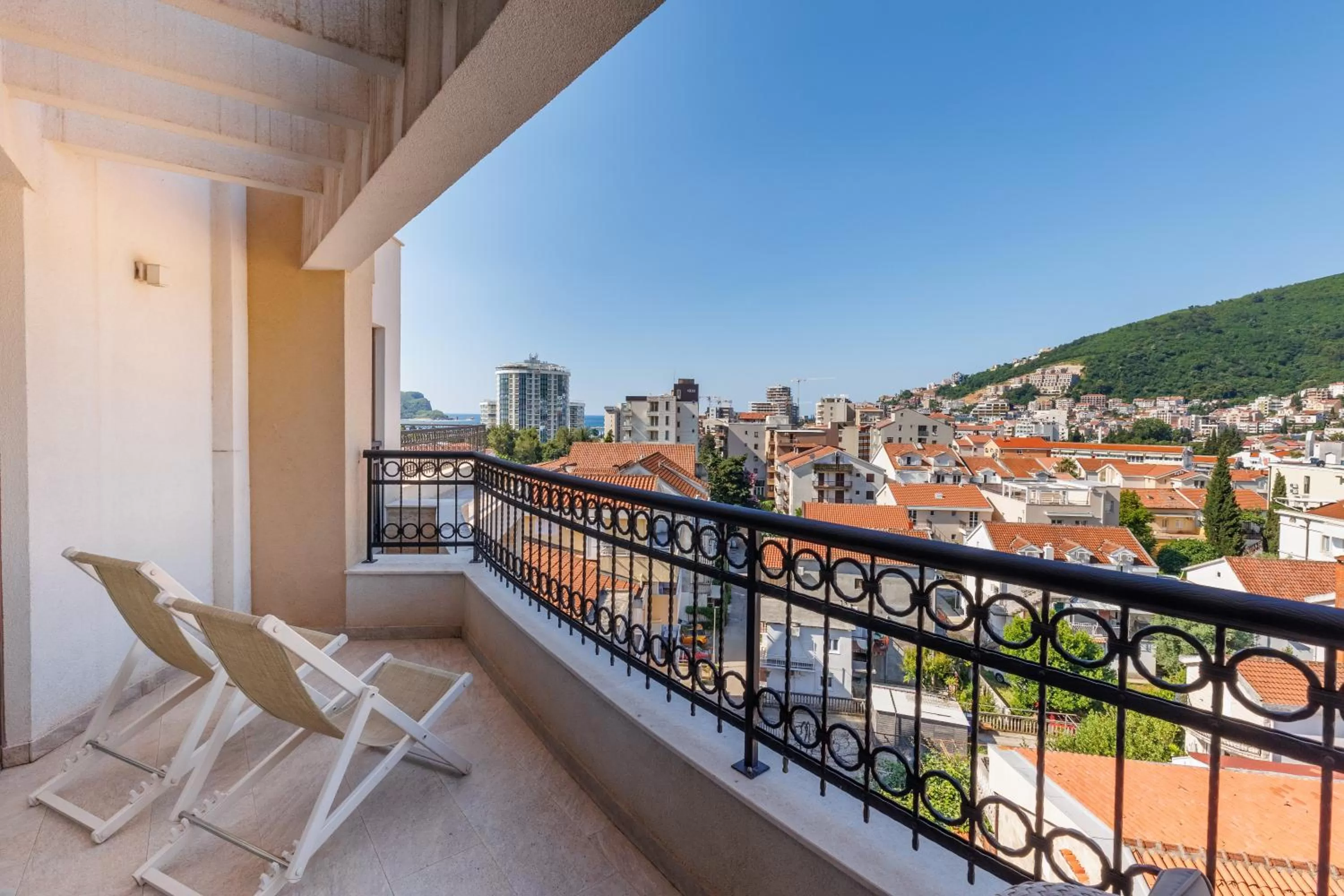 Balcony/Terrace in Hotel Kadmo by Aycon