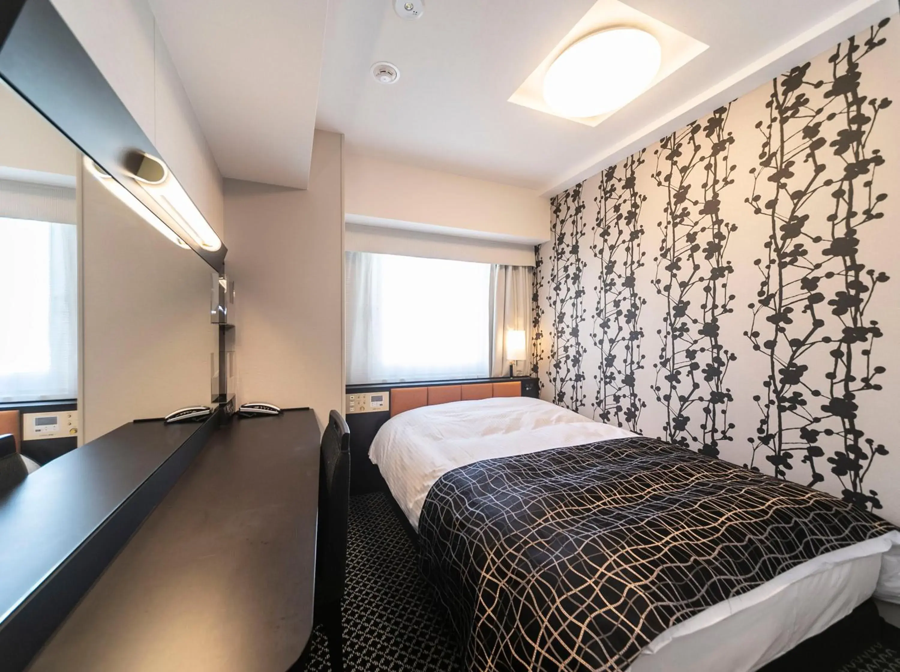 Single Room - Smoking in APA Hotel Shin Osaka Ekiminami Single Room - Smoking in APA Hotel Shin Osaka Ekiminami