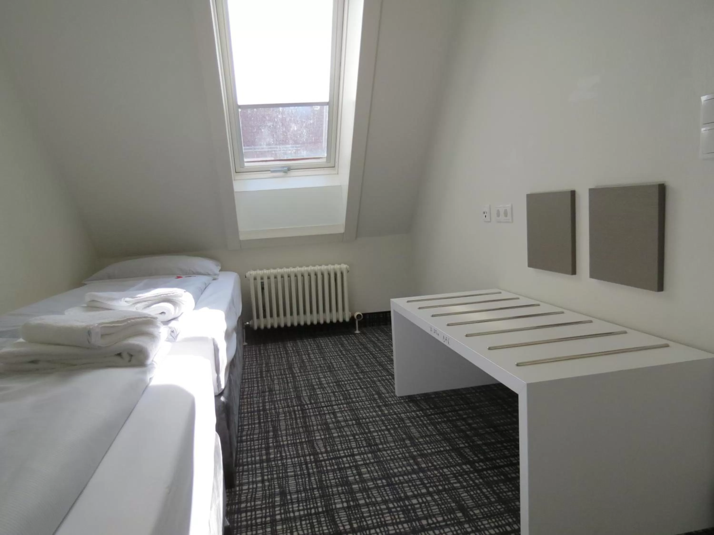 Bed in Comfor Hotel Ulm City