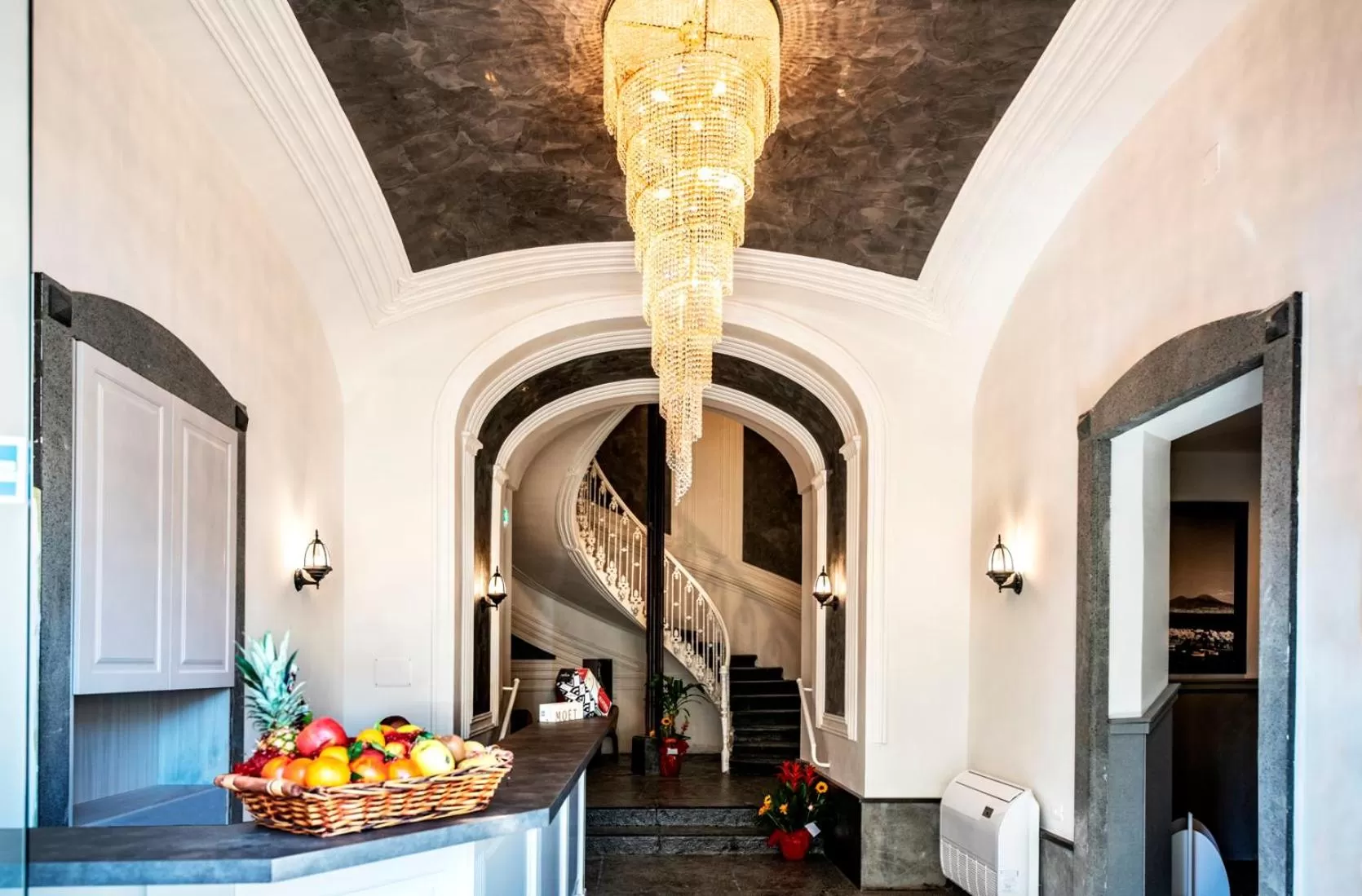 Lobby or reception in Villa Elisio Hotel & Spa