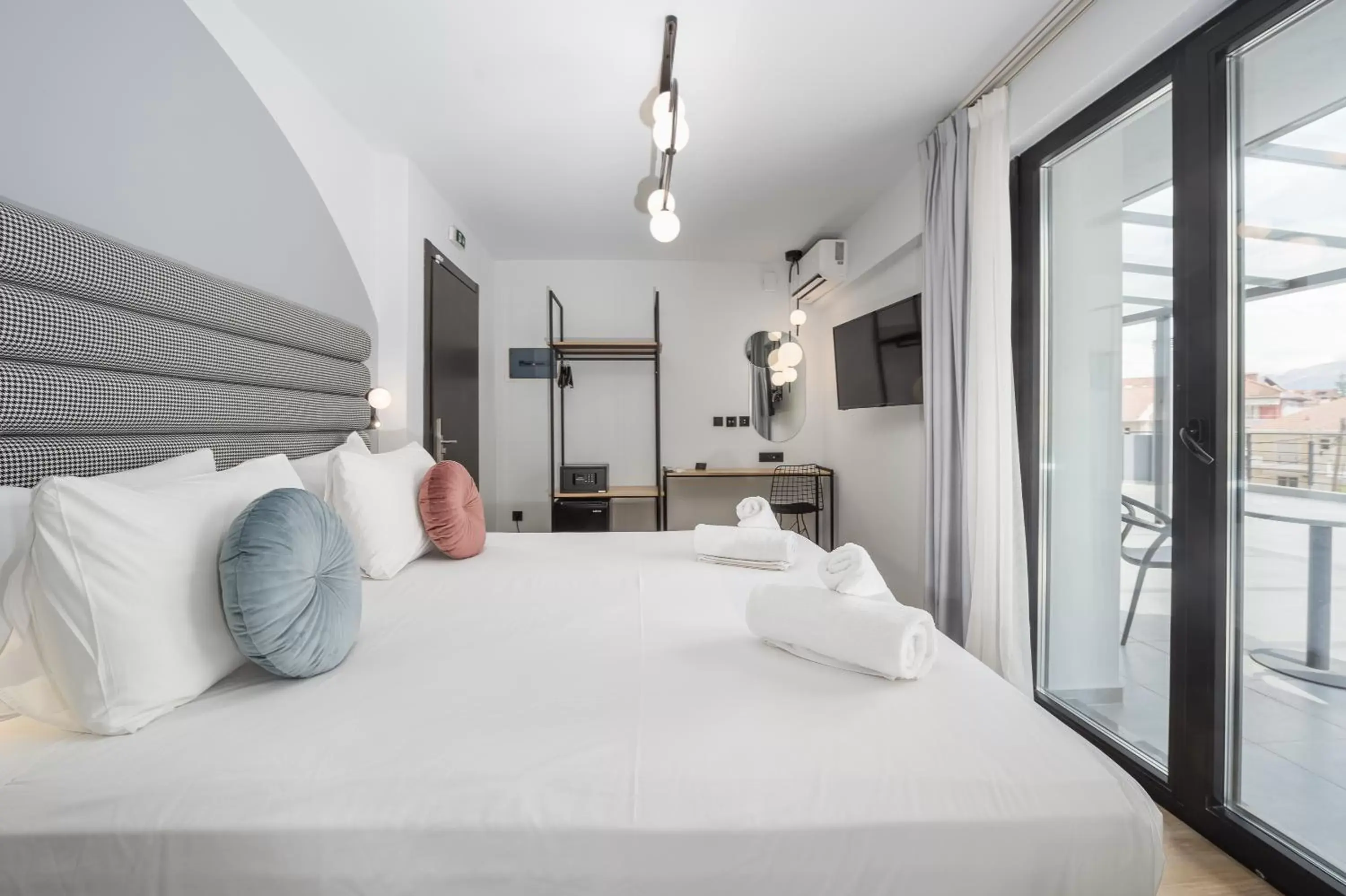 Penthouse Deluxe Room in Centro Hotel Ioannina Penthouse Deluxe Room in Centro Hotel Ioannina