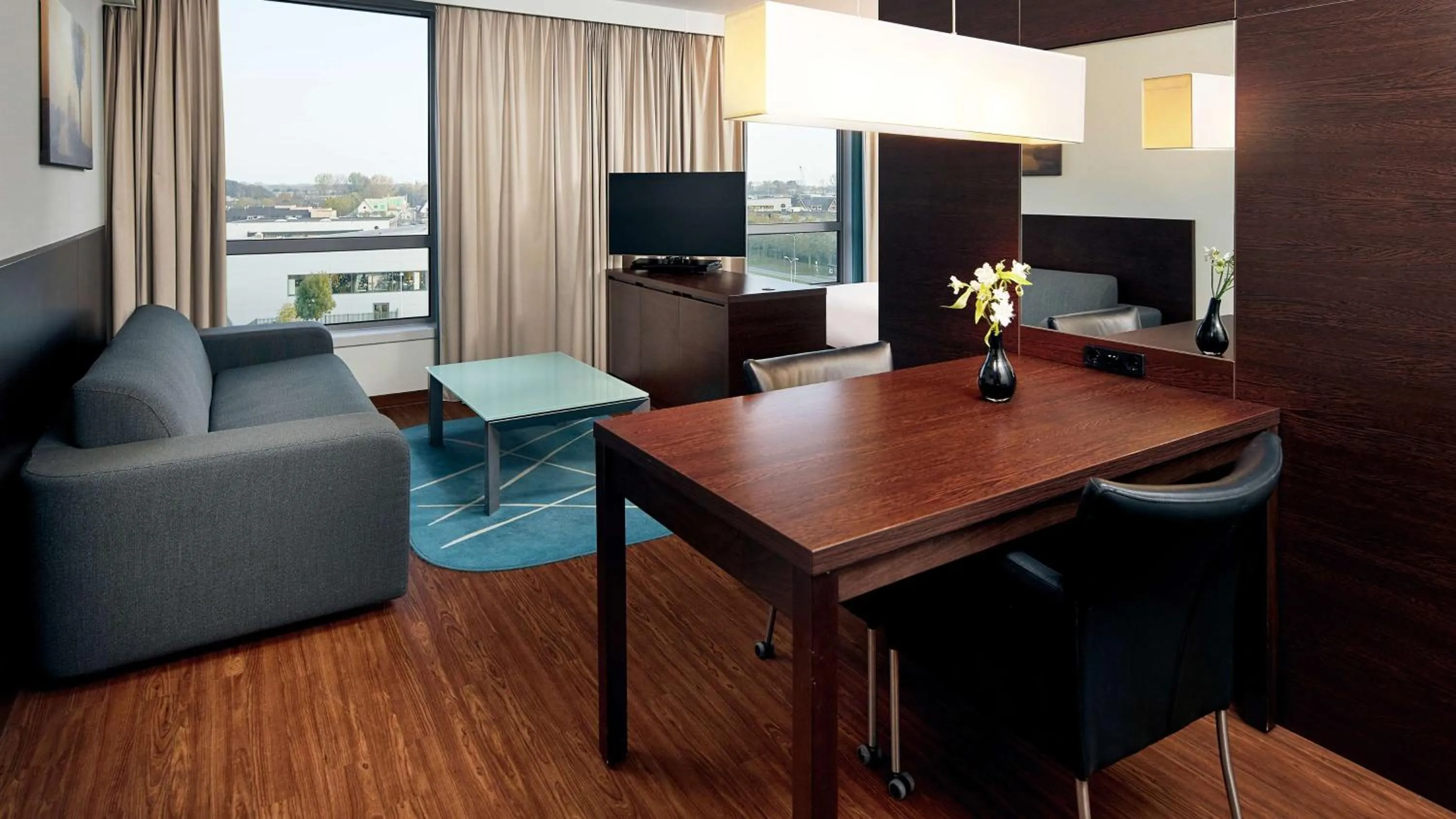 Photo of the whole room in Park Plaza Amsterdam Airport