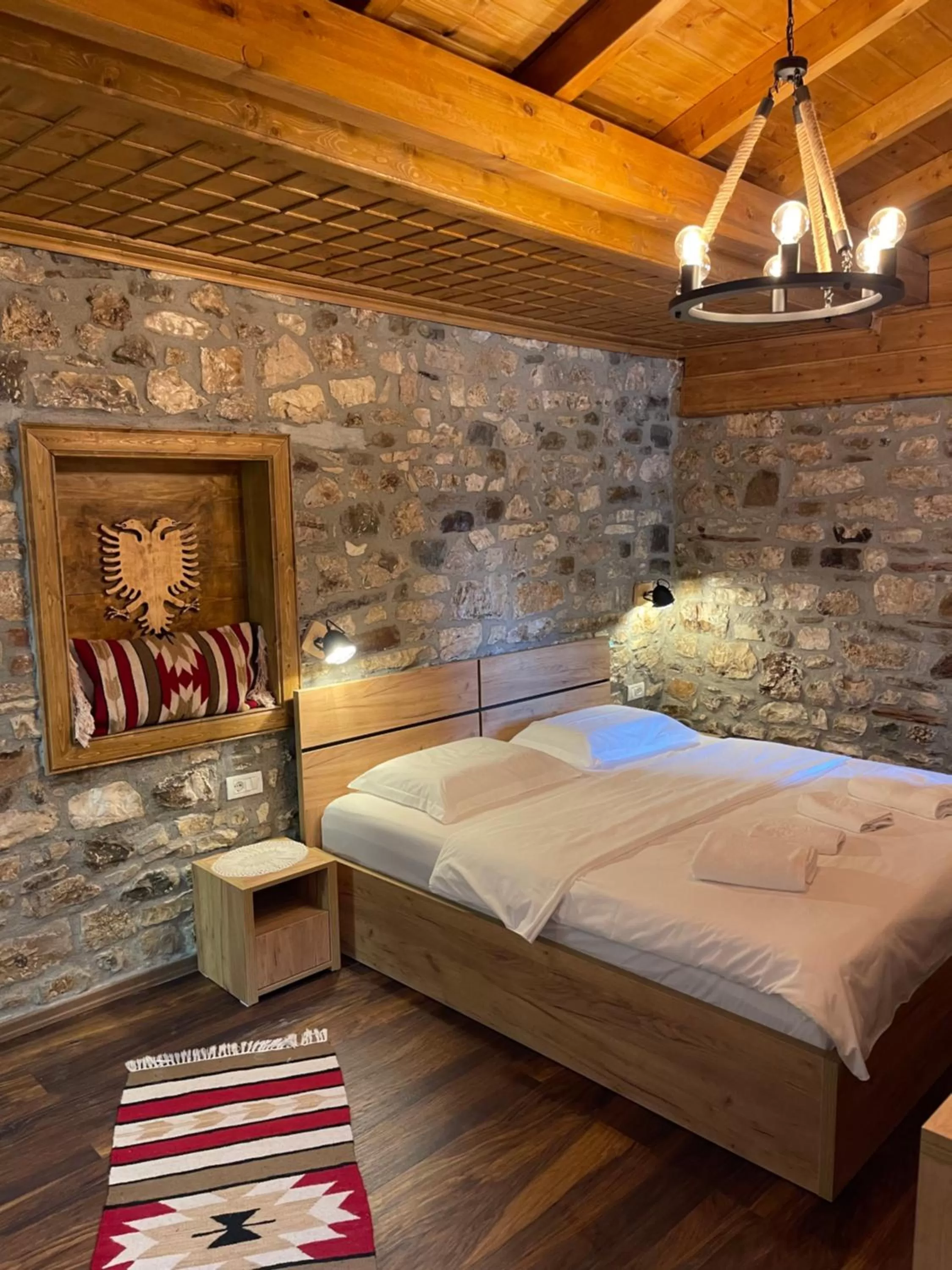 locker, Bed in HOTEL ANSEL