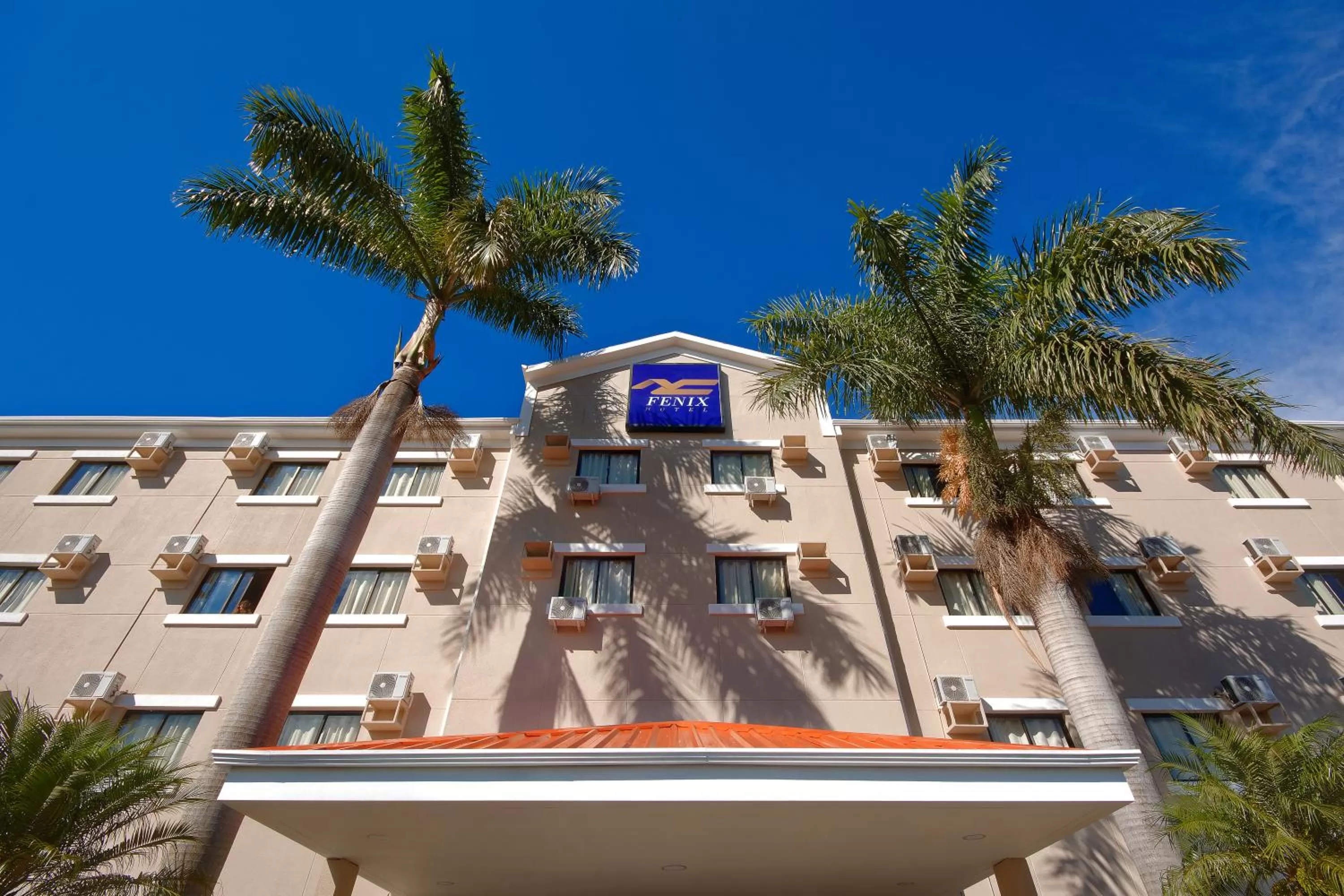 Property building in Fênix Hotel Limeira