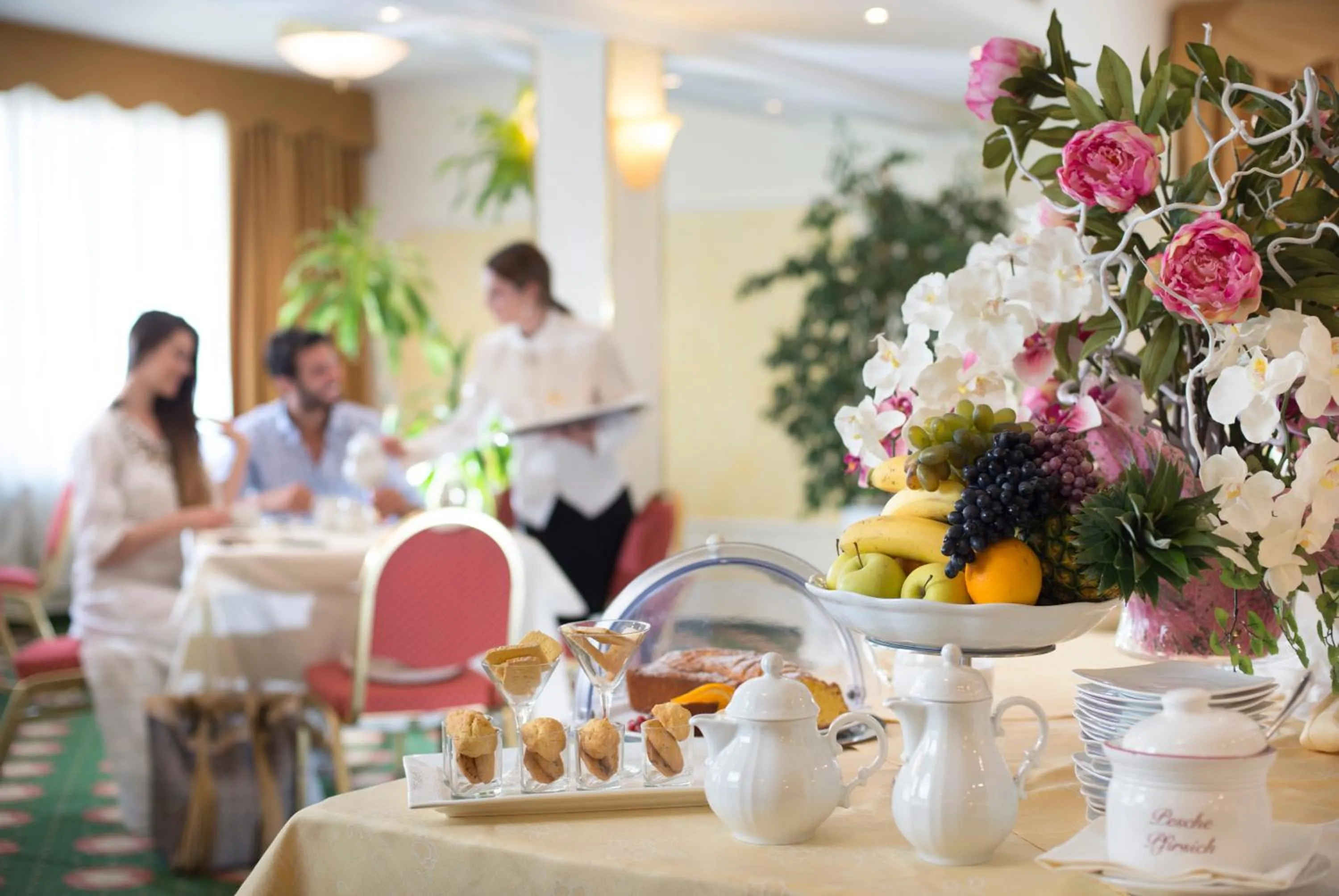 Meals in Hotel De Londres