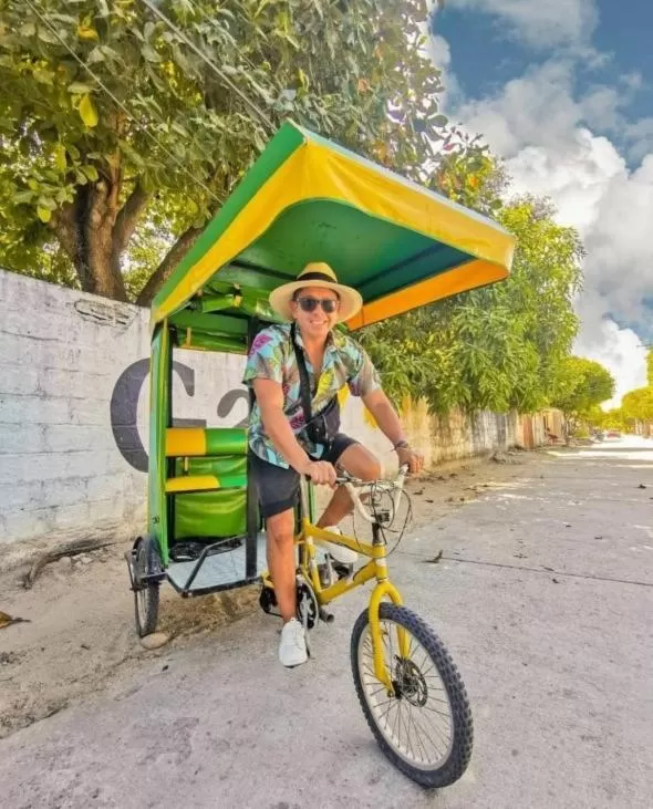Biking in Casa Turística Realismo Mágico
