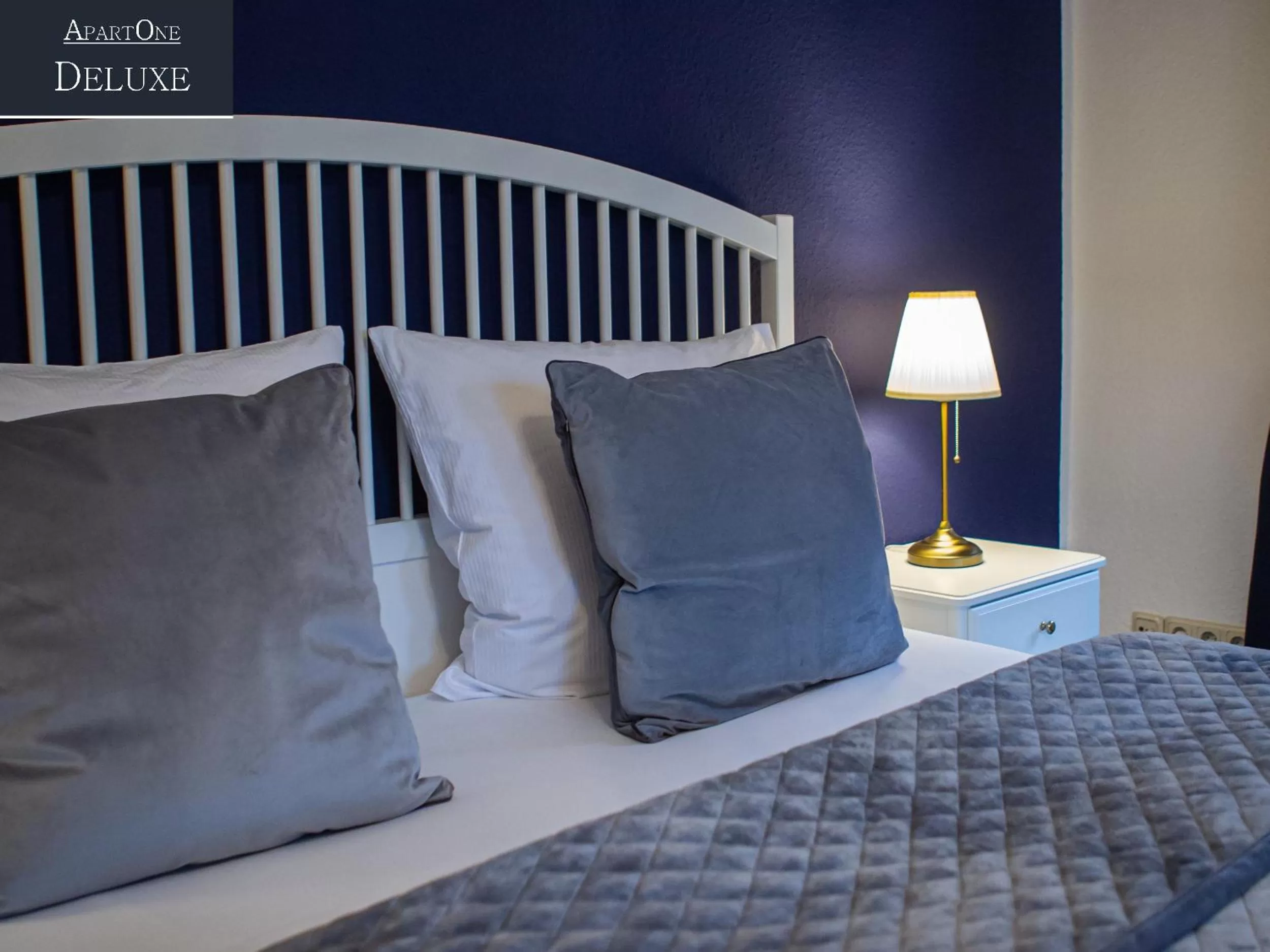 Bed in ApartOne Altstadt-Hotel