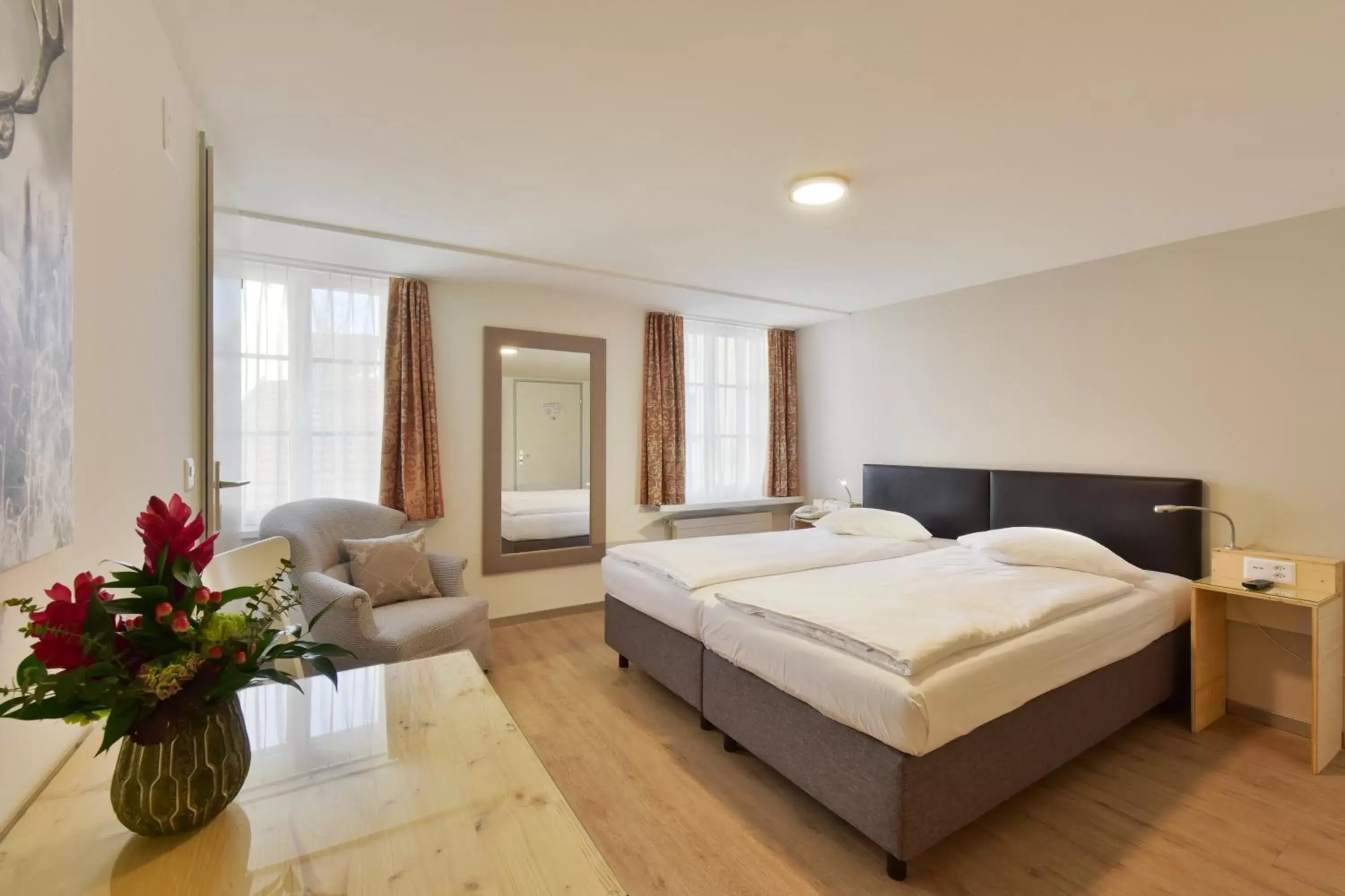 Twin Room in Hotel Hirschen Twin Room in Hotel Hirschen