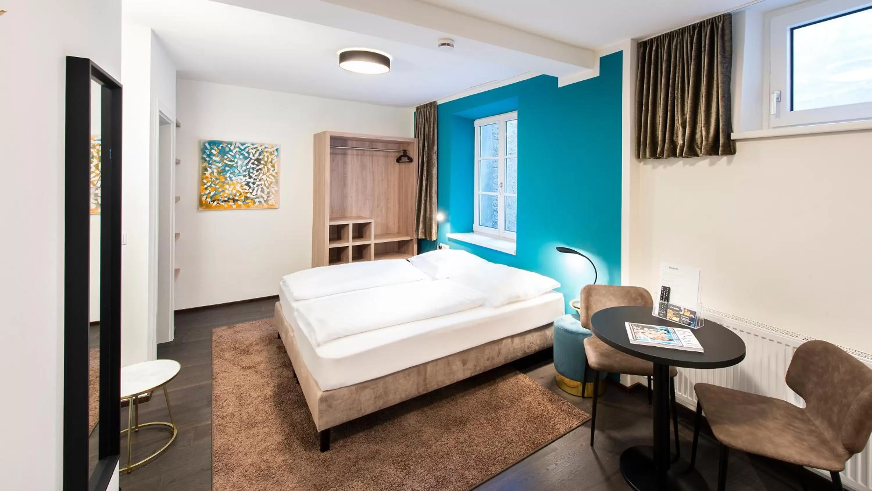 Bed in Blackhome Innsbruck Boutique I contactless check-in