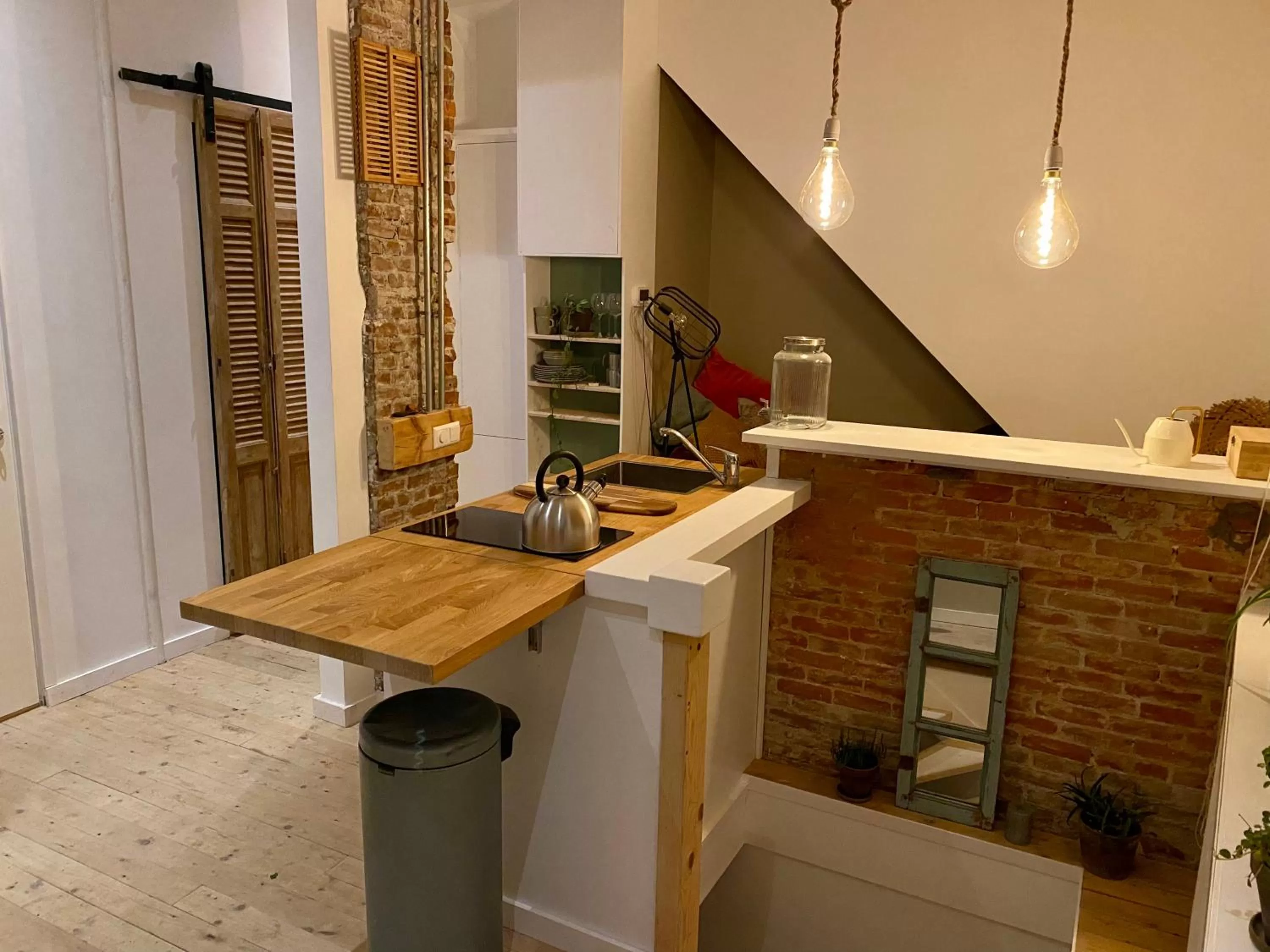 Kitchen or kitchenette in Tiny Beachhouse