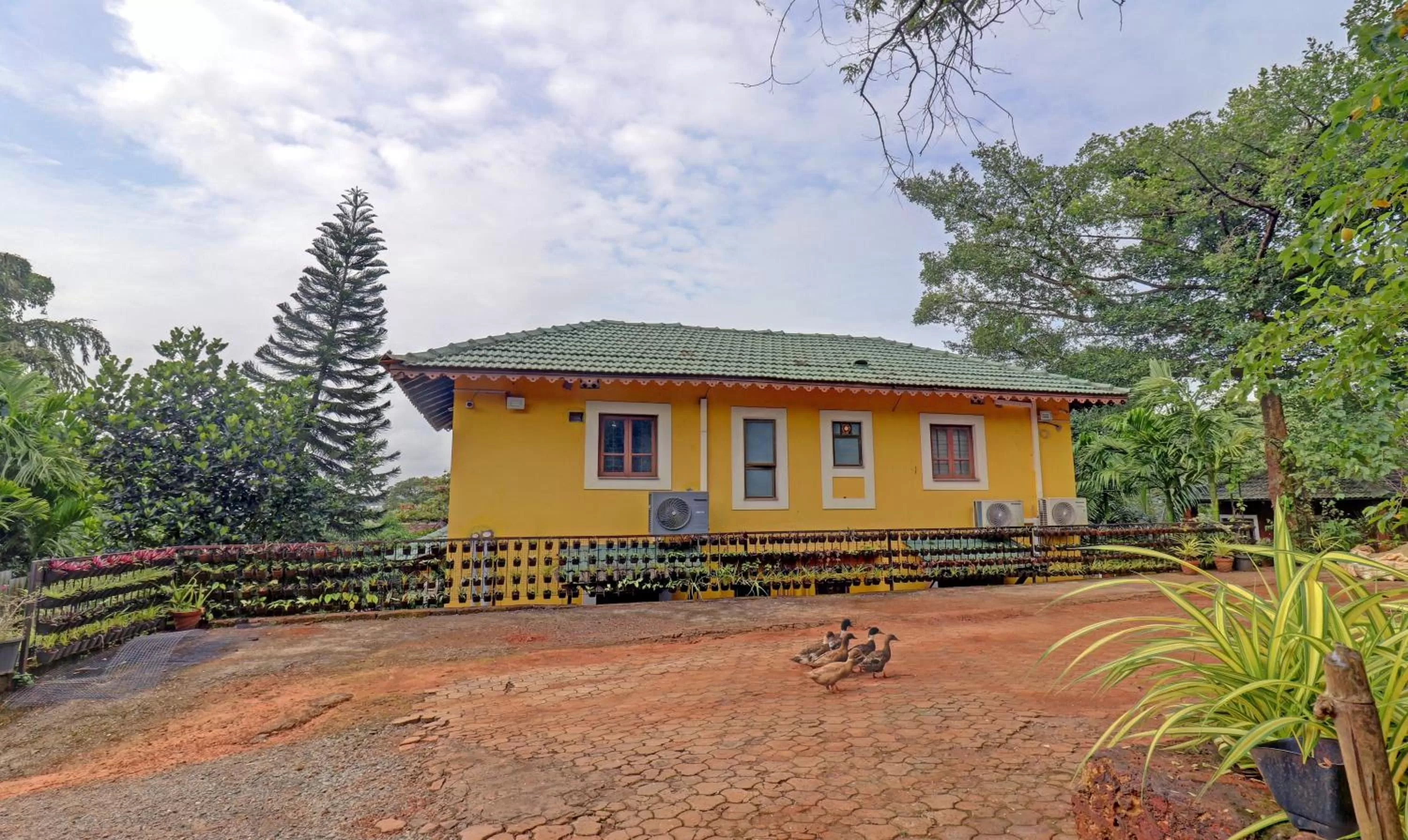 Facade/entrance in Itsy Hotels Vailankanni Natures Inn