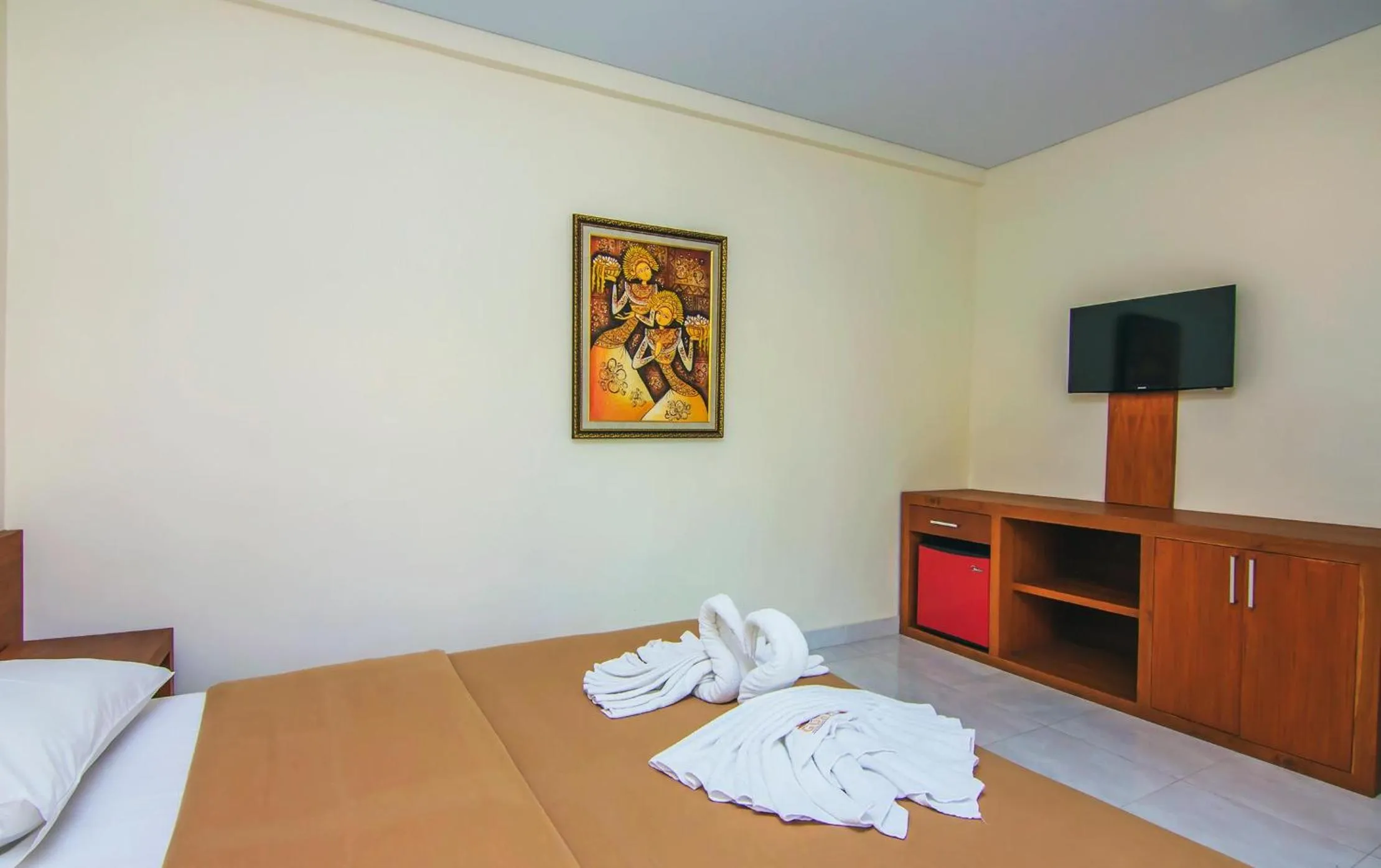 Bedroom, Bed in Gora Beach Inn