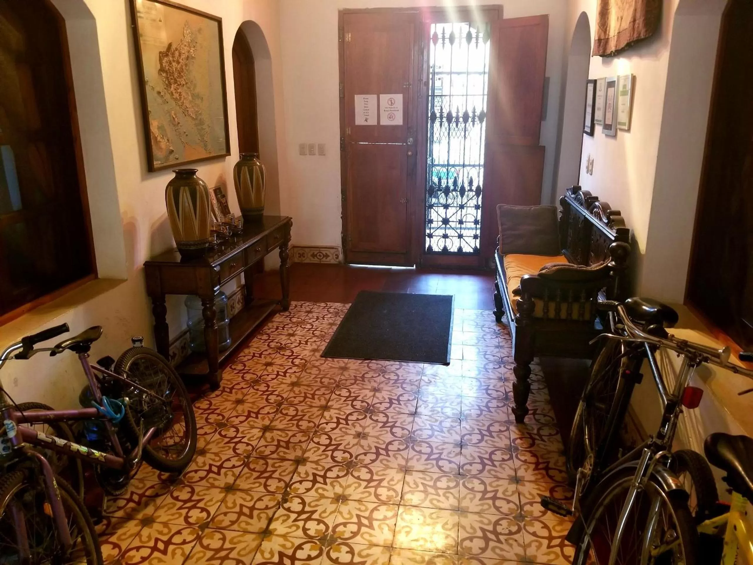 Facade/entrance, Seating Area in Casa del Agua