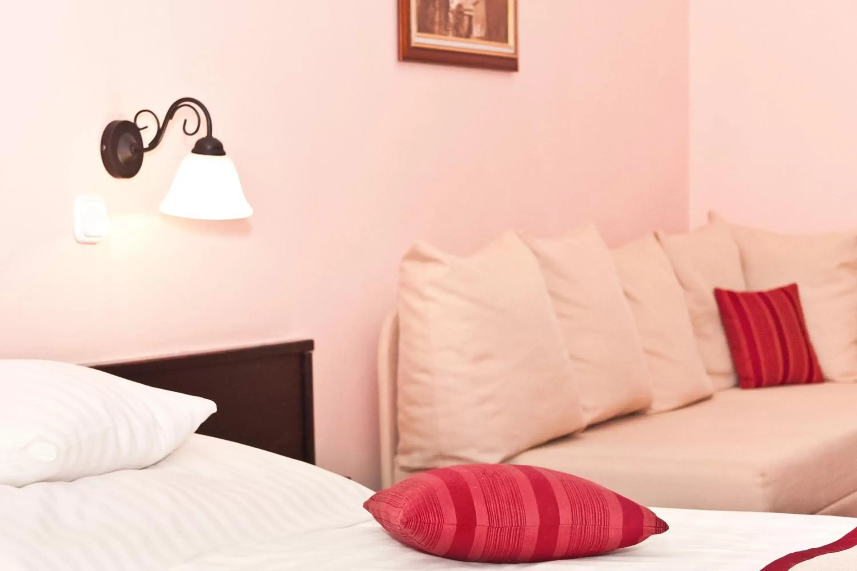 Junior Suite - single occupancy in Hotel Klastrom Junior Suite - single occupancy in Hotel Klastrom