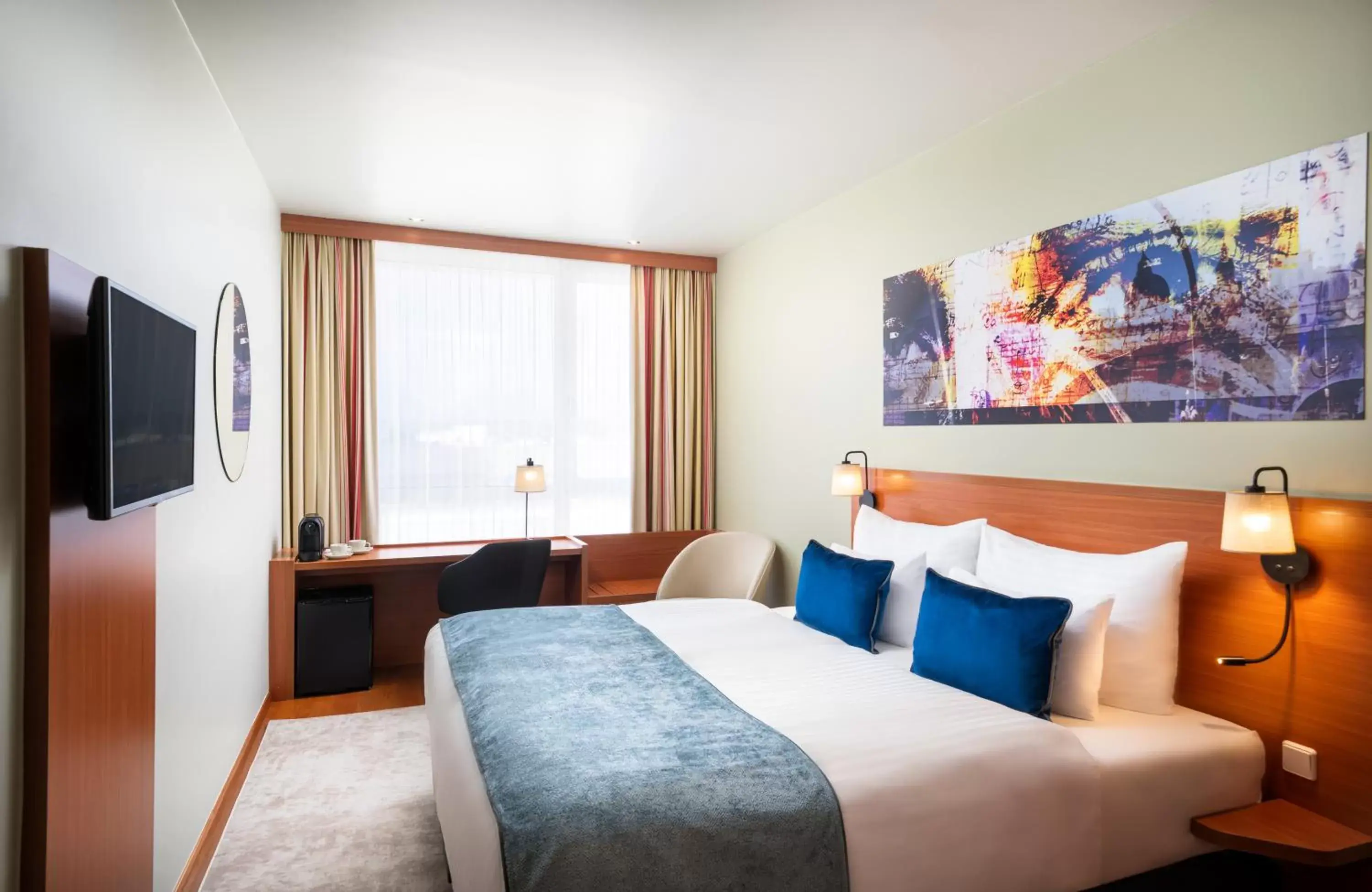 Comfort Double Room in Leonardo Hotel Salzburg Airport Comfort Double Room in Leonardo Hotel Salzburg Airport