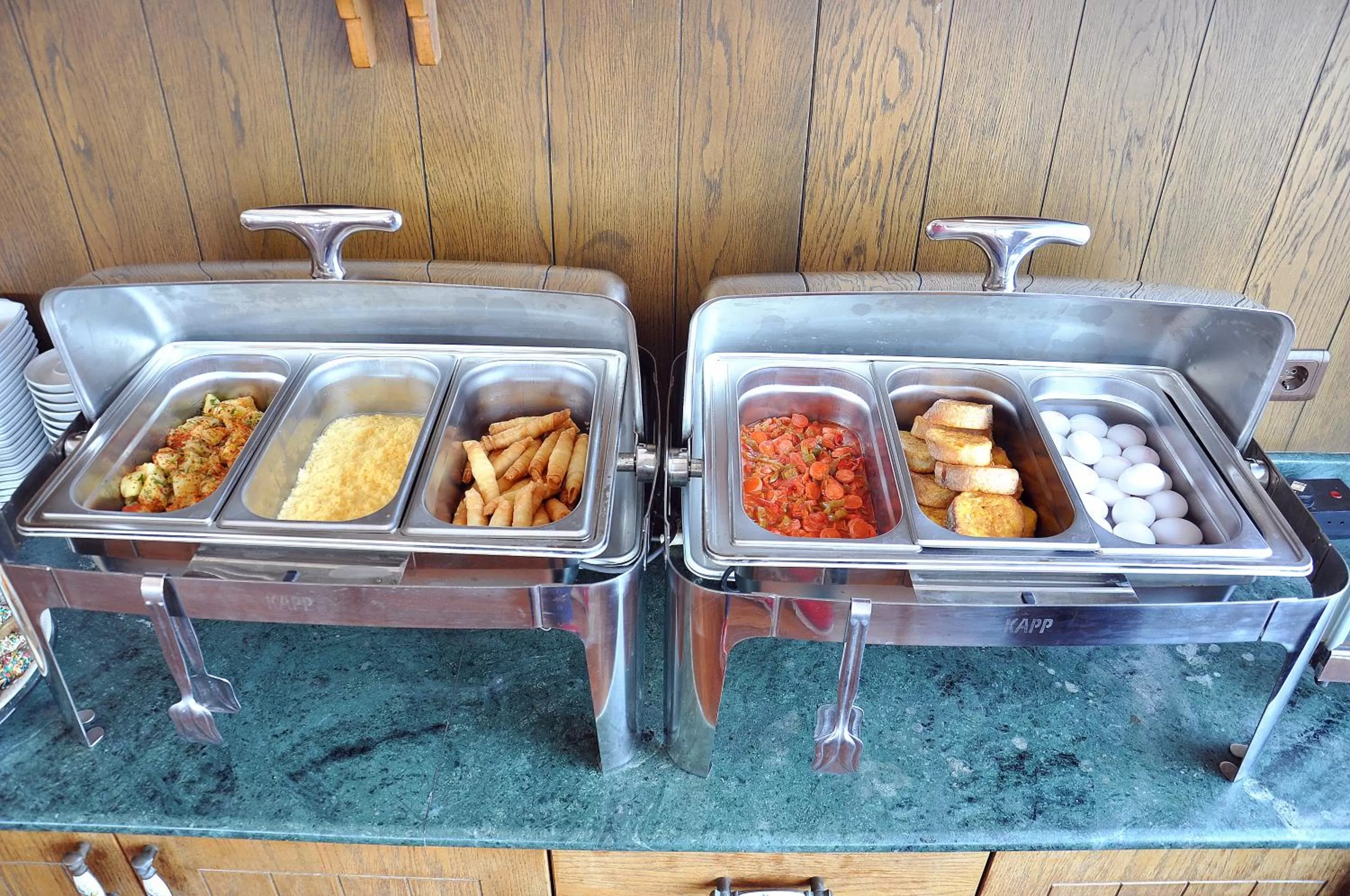 Buffet breakfast in Hotel Centrum Istanbul