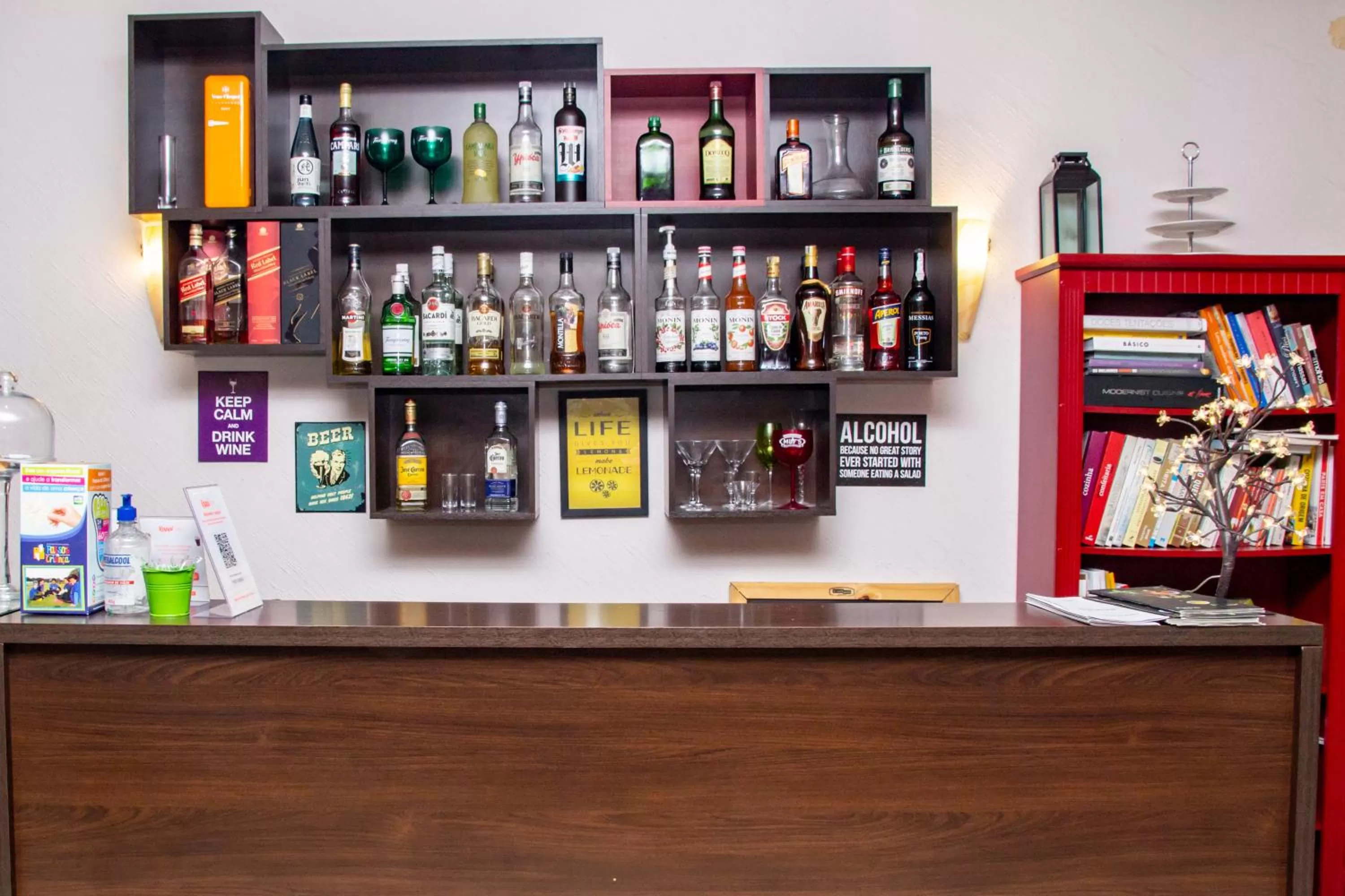 Decorative detail in Bristol Upper Curitiba Alto da XV