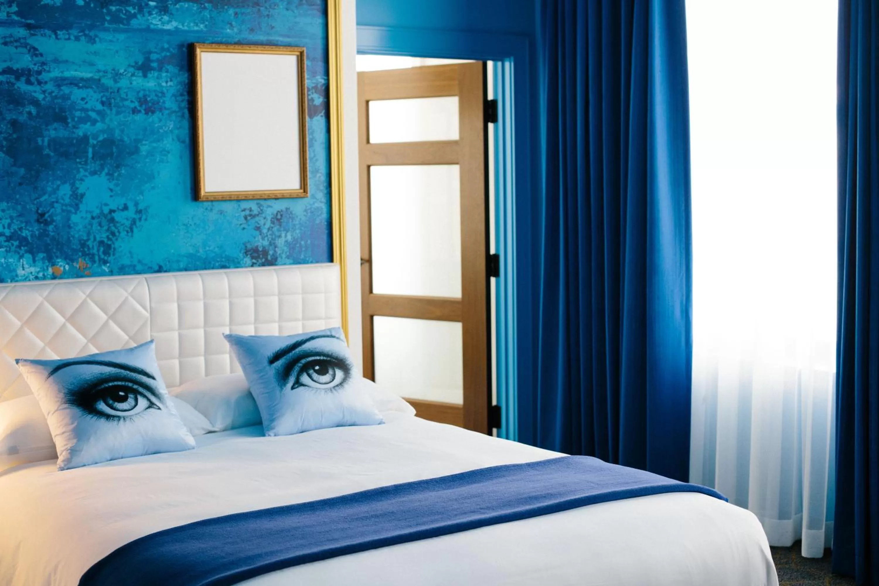 Bed in Angad Arts Hotel St Louis, Tapestry Collection by Hilton