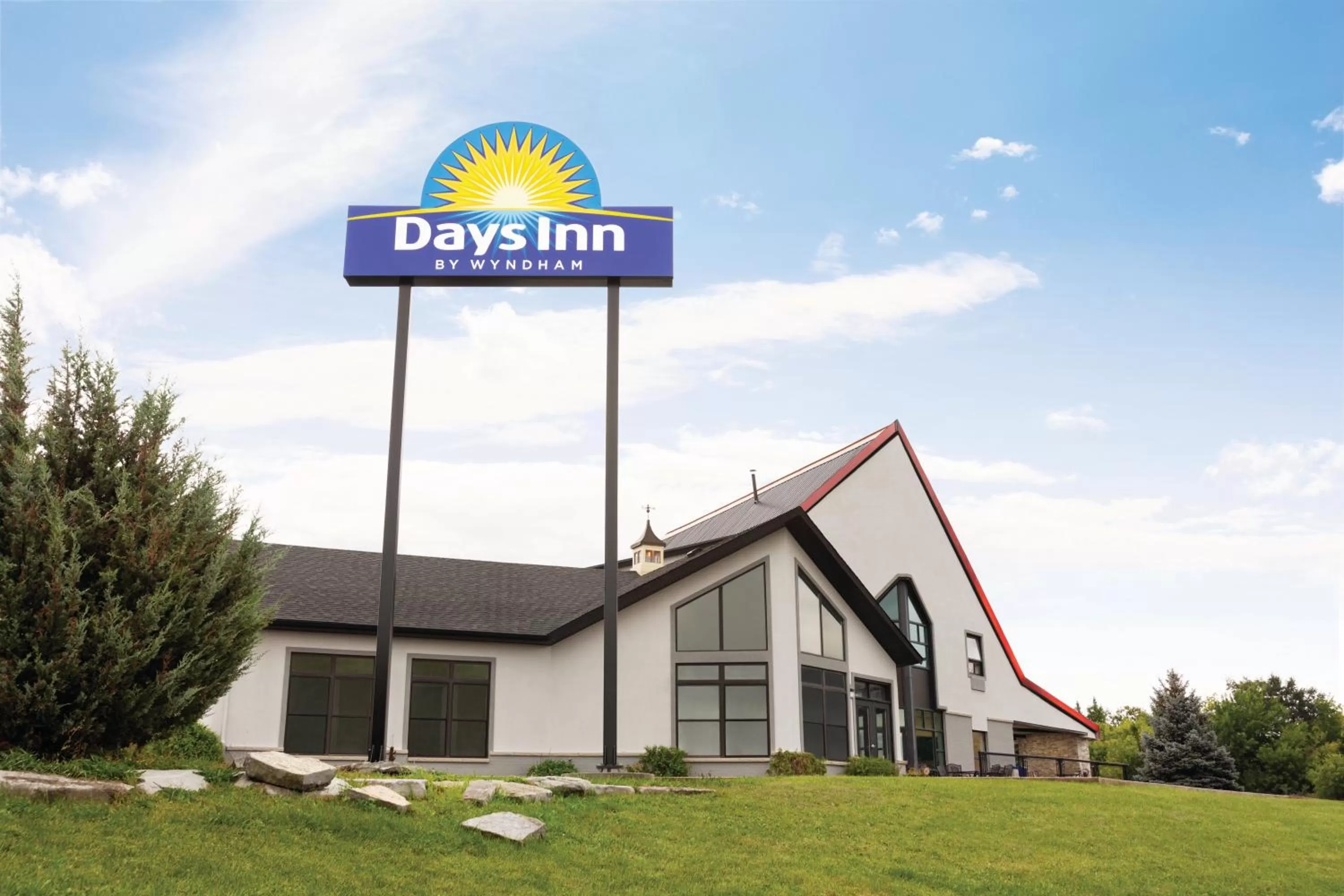Property building in Days Inn by Wyndham Kingston