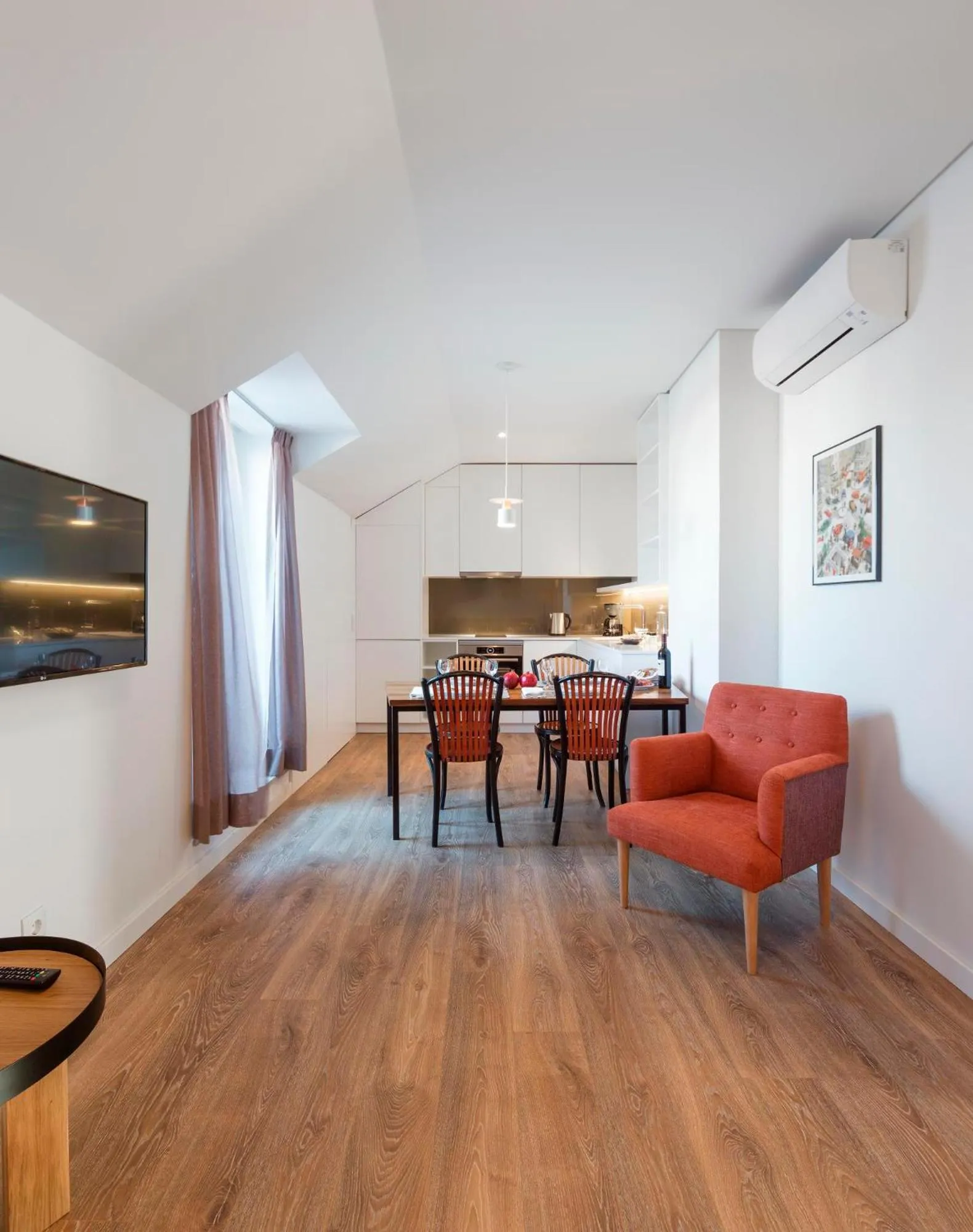 Dining area in Lisbon Serviced Apartments - Avenida