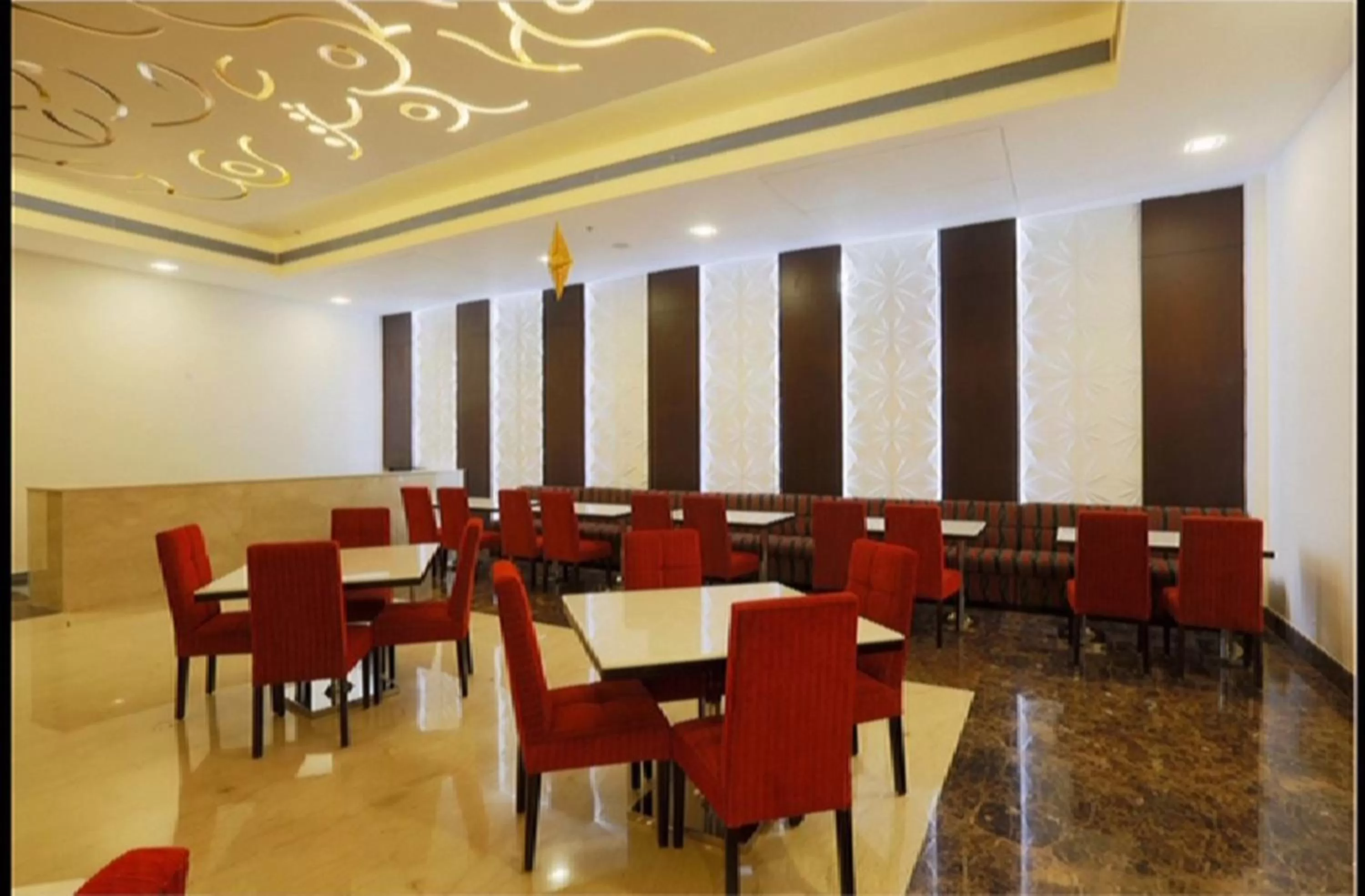 Restaurant/places to eat in Ramada Jamshedpur Bistupur
