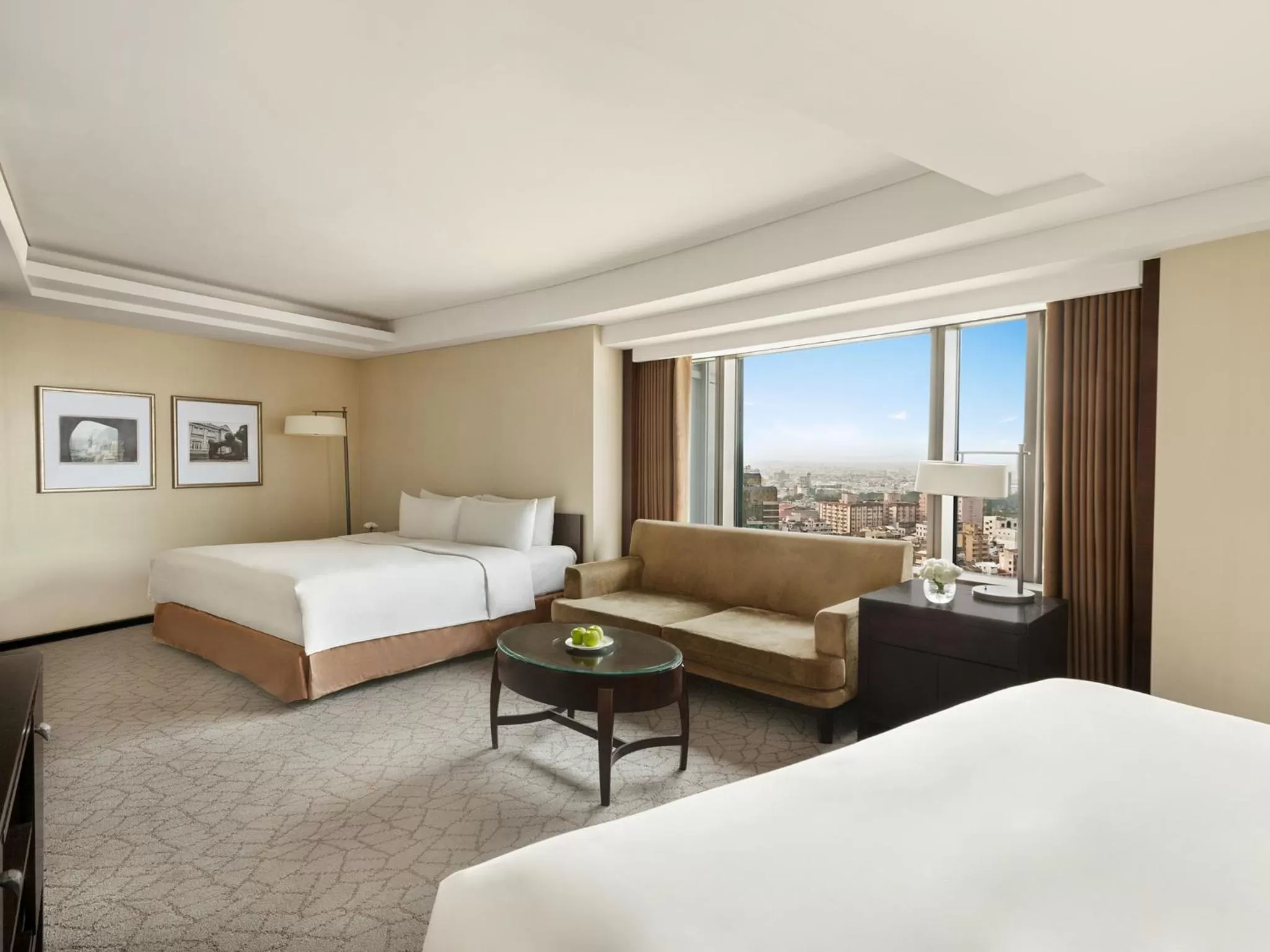 Photo of the whole room, Bed in Shangri-La Far Eastern Tainan