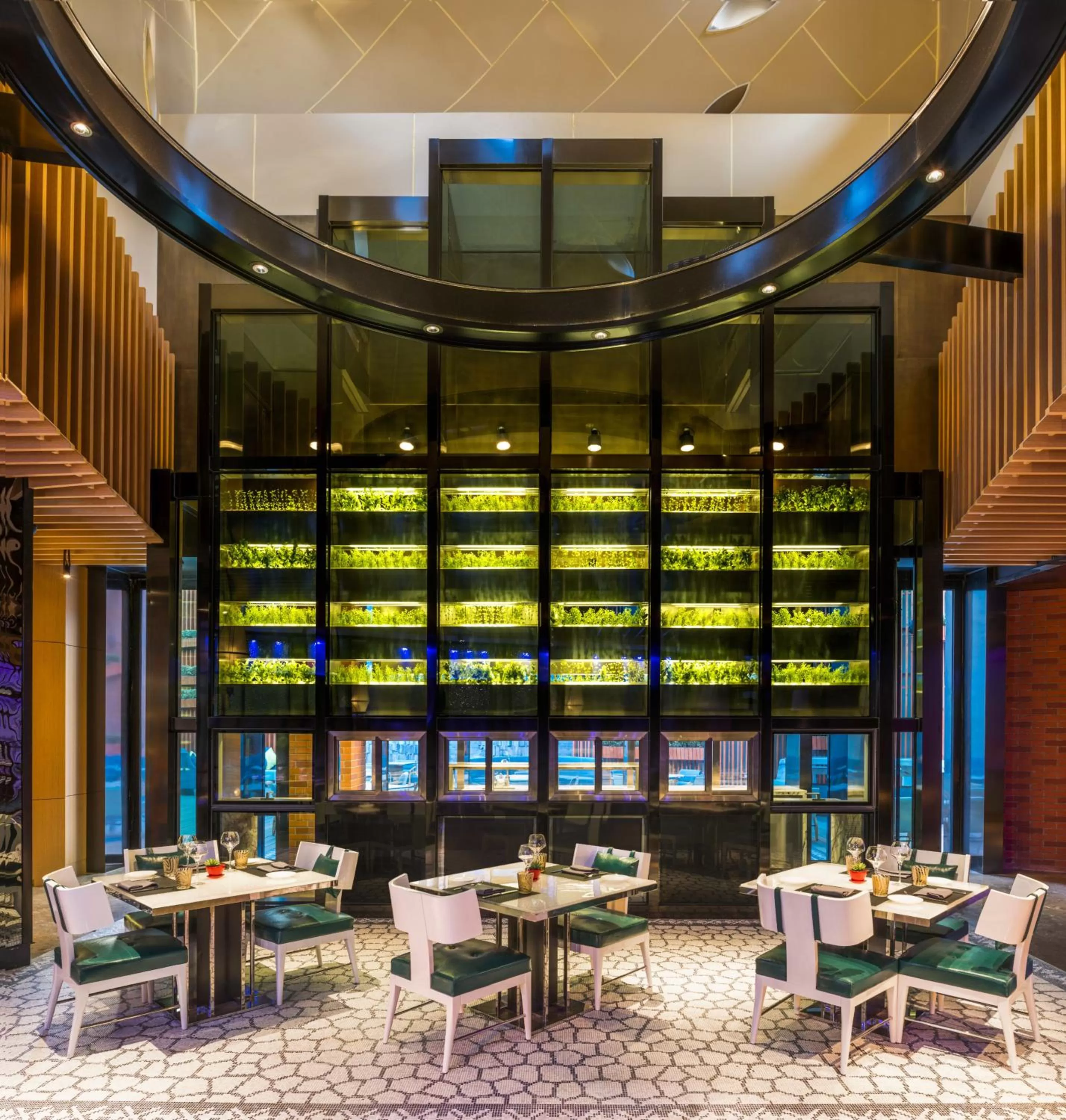 Restaurant/places to eat in Sofitel Beijing Central